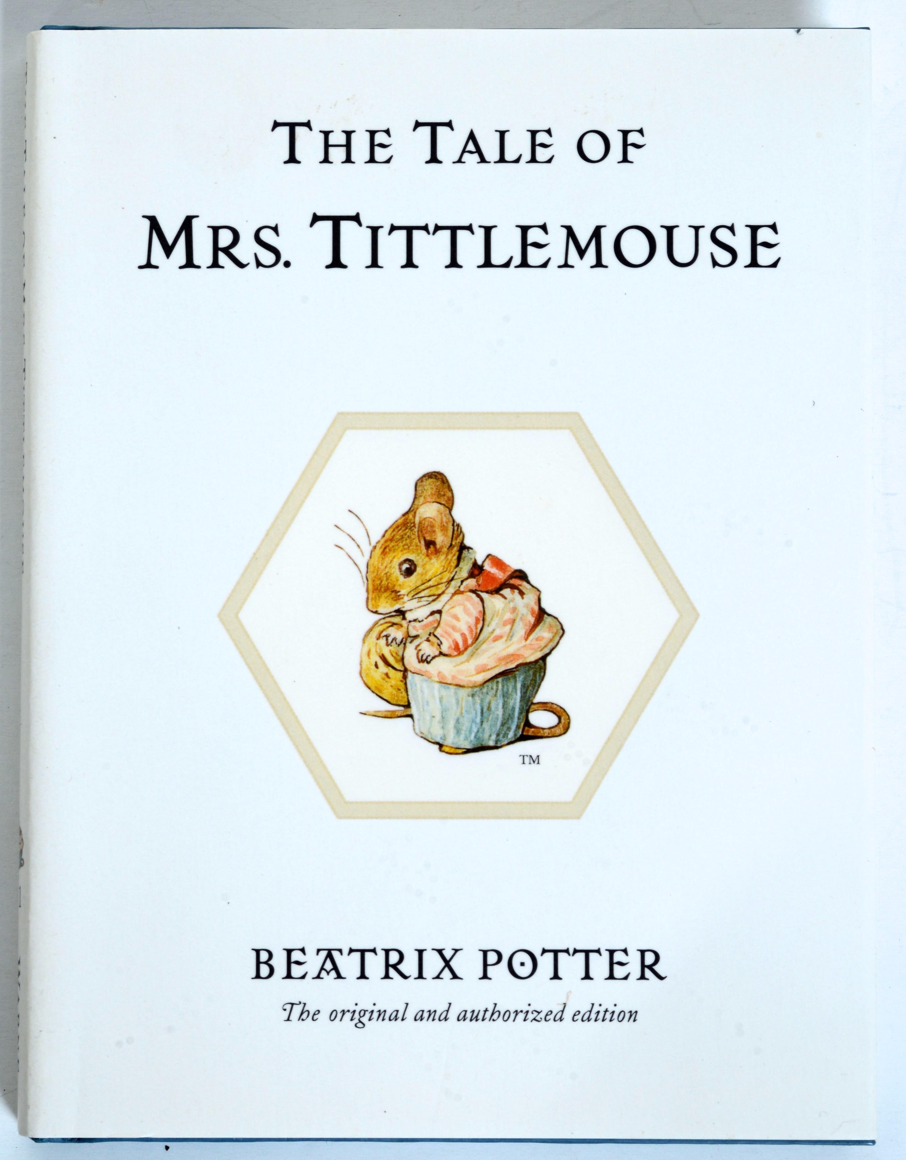 Set of 14 Volumes of Selected Tales of Beatrix Potter For Sale 4
