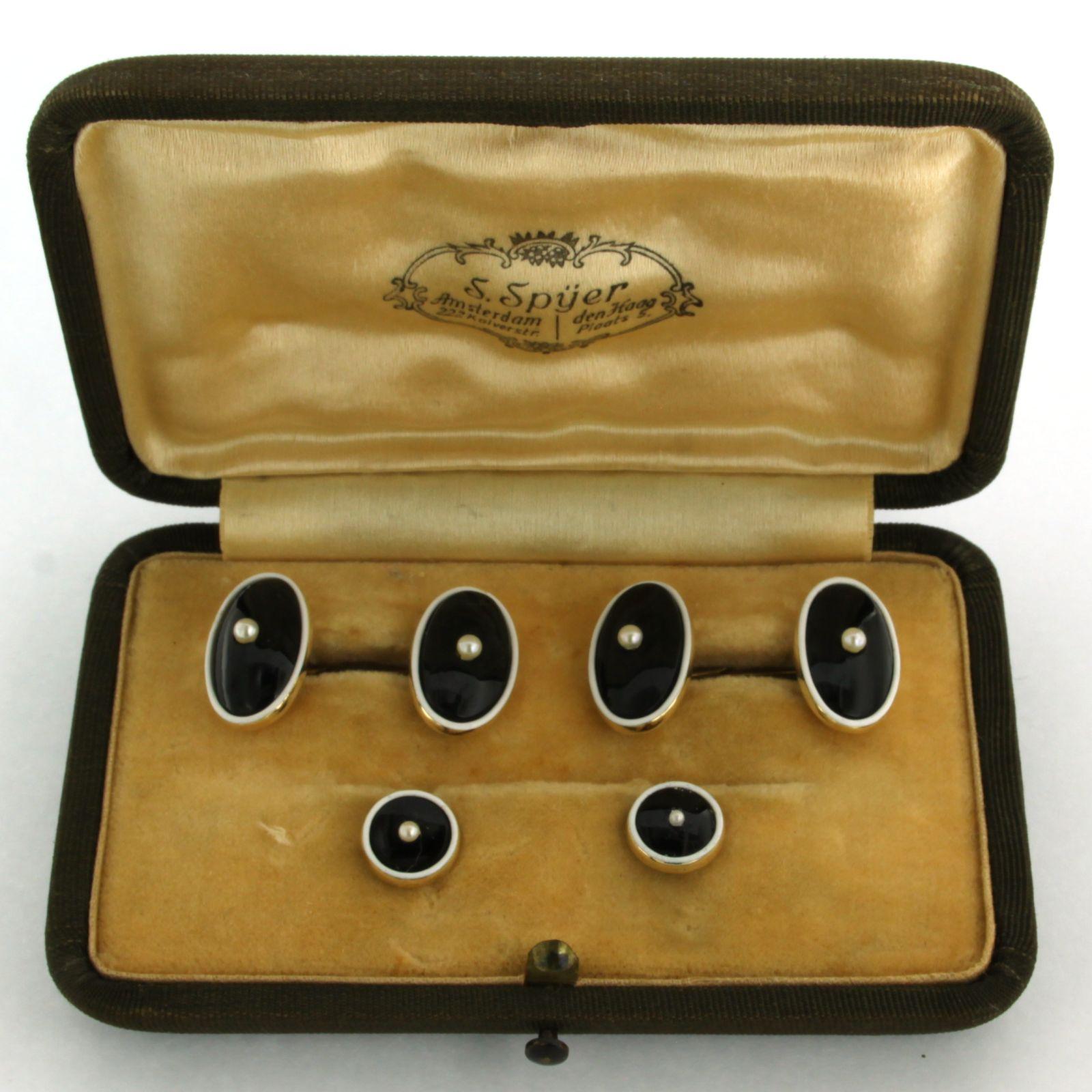 Satz von  Manschettenknöpfe und Kragenknöpfe aus 14-Karat-Gold mit weißer Emaille, Perle und Onyx (Frühviktorianisch) im Angebot