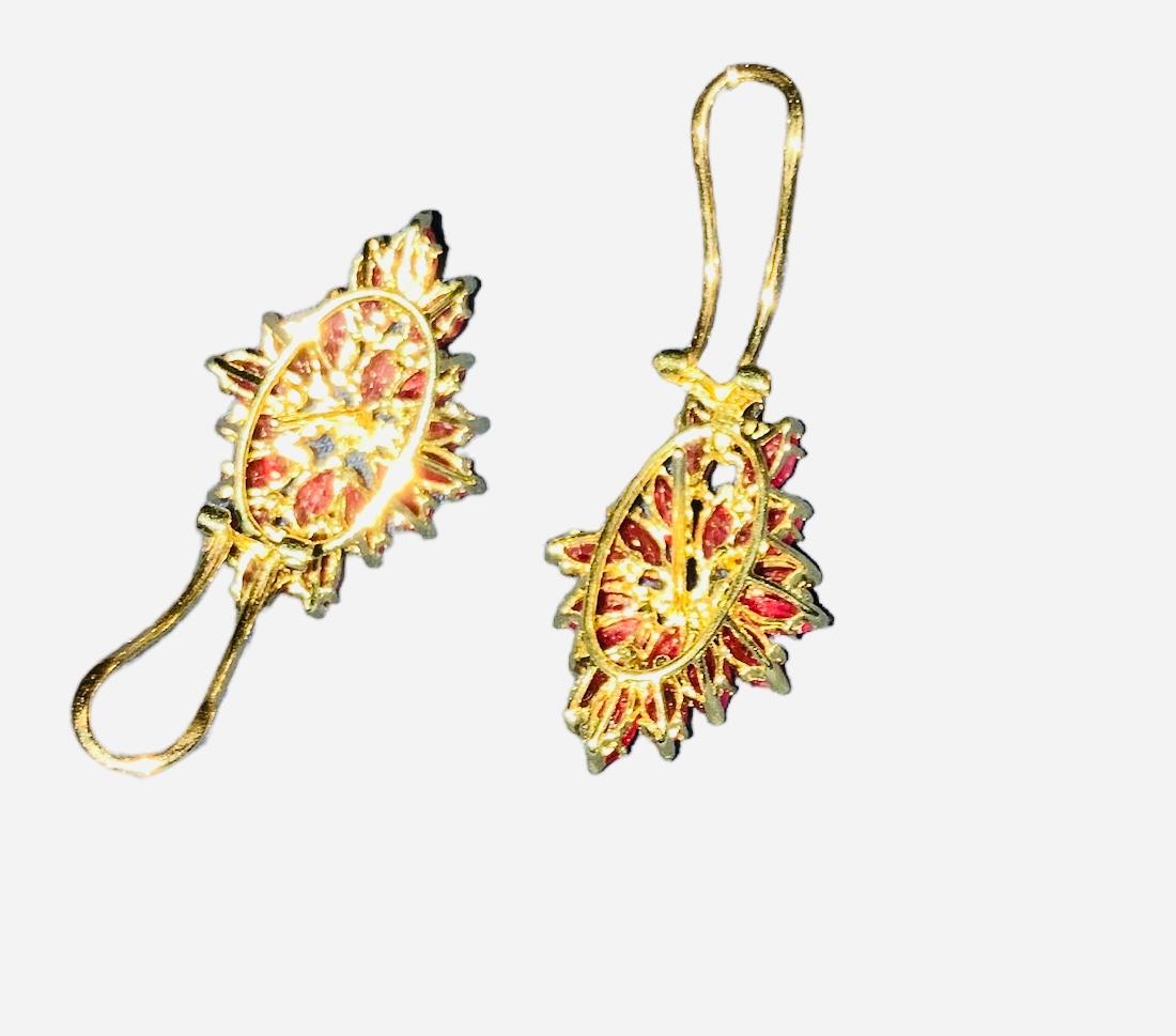 Set of 14k Yellow Gold Diamonds Rubies Cluster Ring / Pair of Earrings For Sale 7