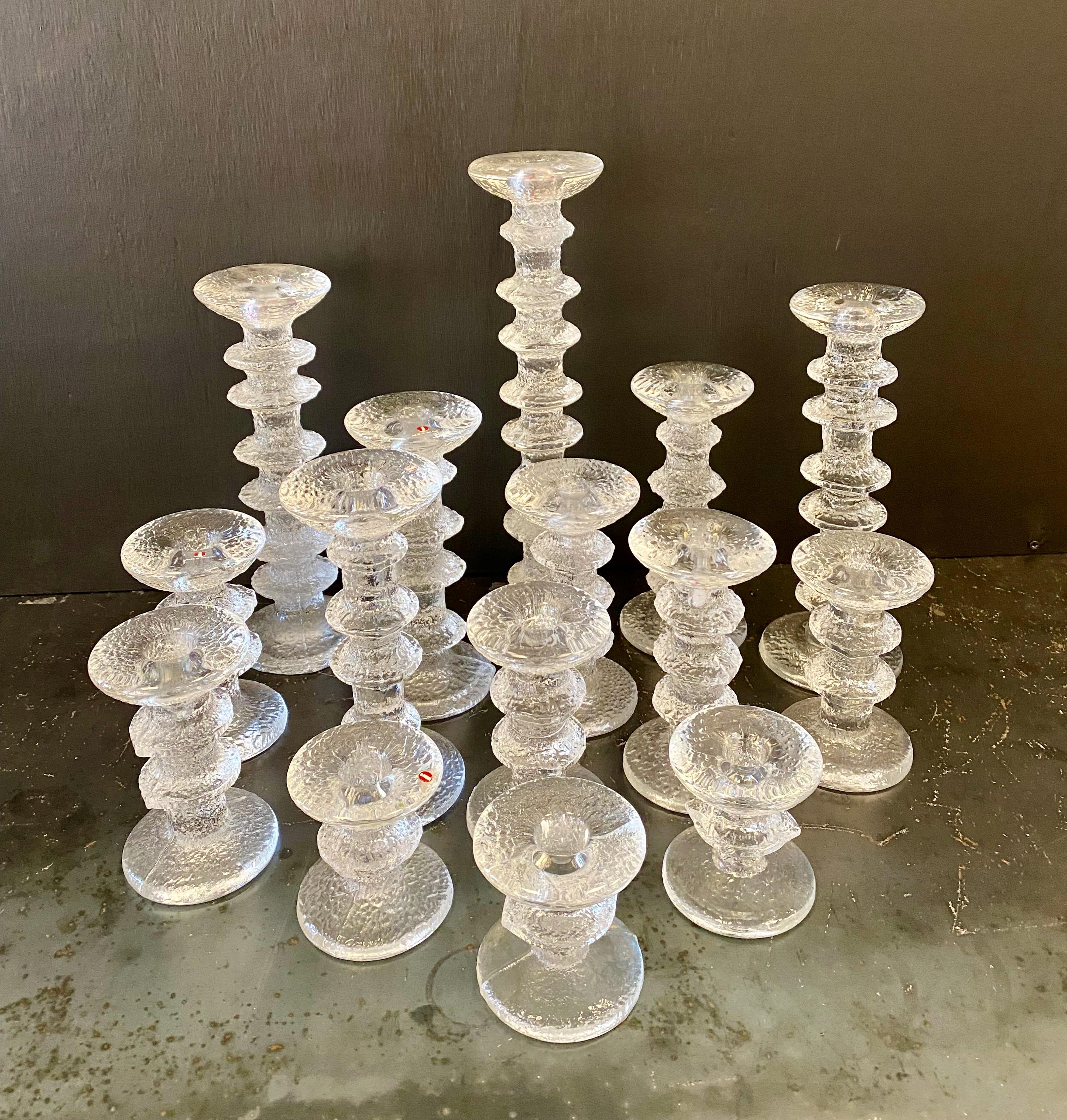 Scandinavo moderno Set di 15 portacandele in vetro Festivo di Timo Sarpaneva per Iittala in vendita