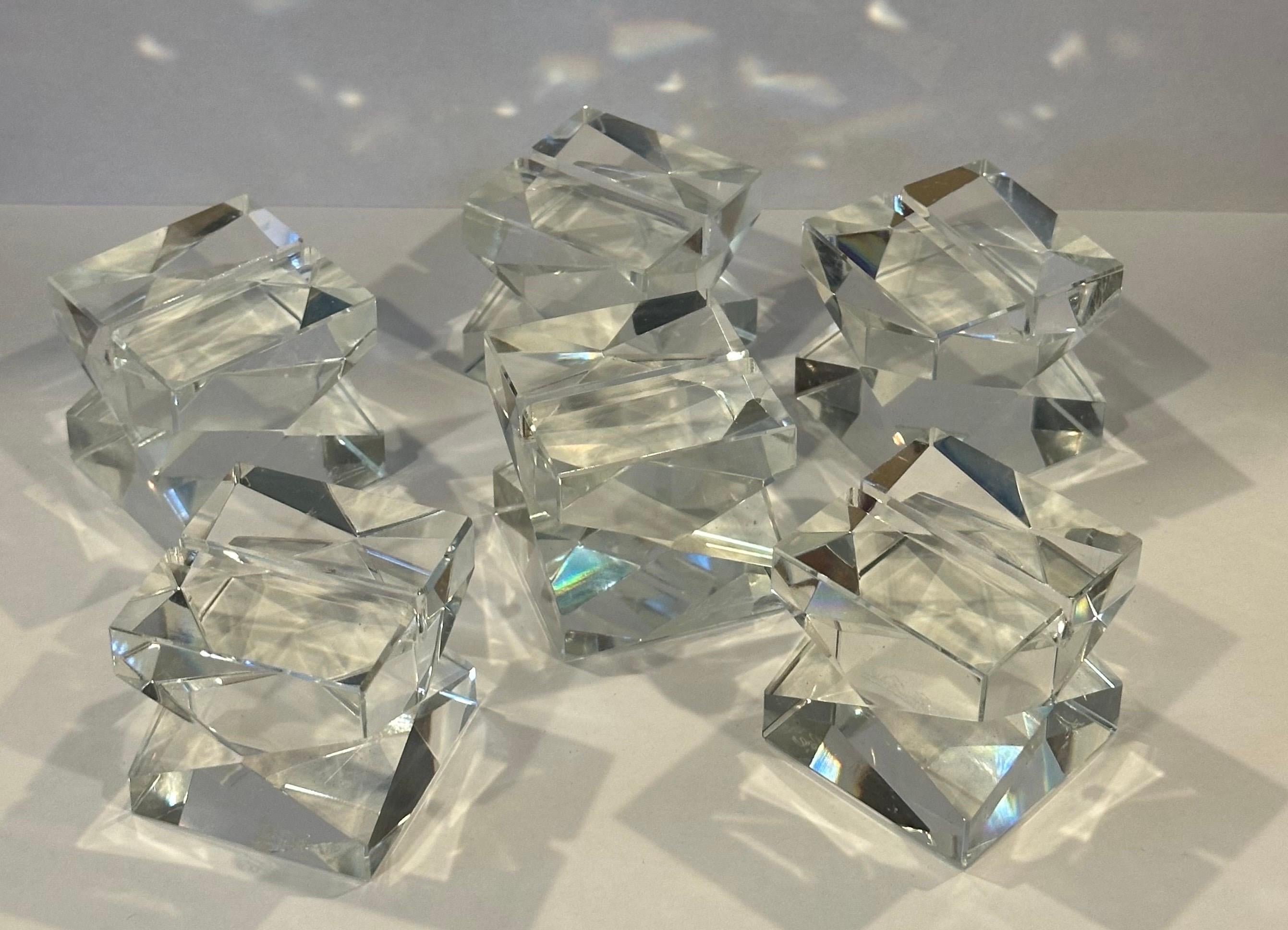 Juego de 15 Mantenedores de mesa de cristal Hollywood Regency de Oleg Cassini en venta 5