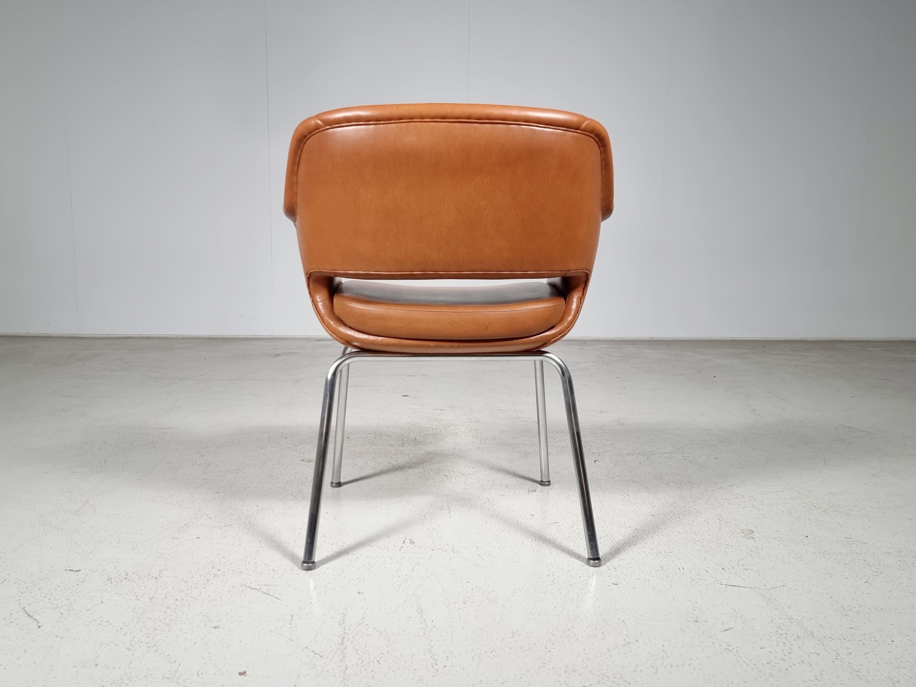 Steel Set of 15 Kilta 'Model 1106/3' Chairs by Olli Mannermaa for Cassina, 1960s