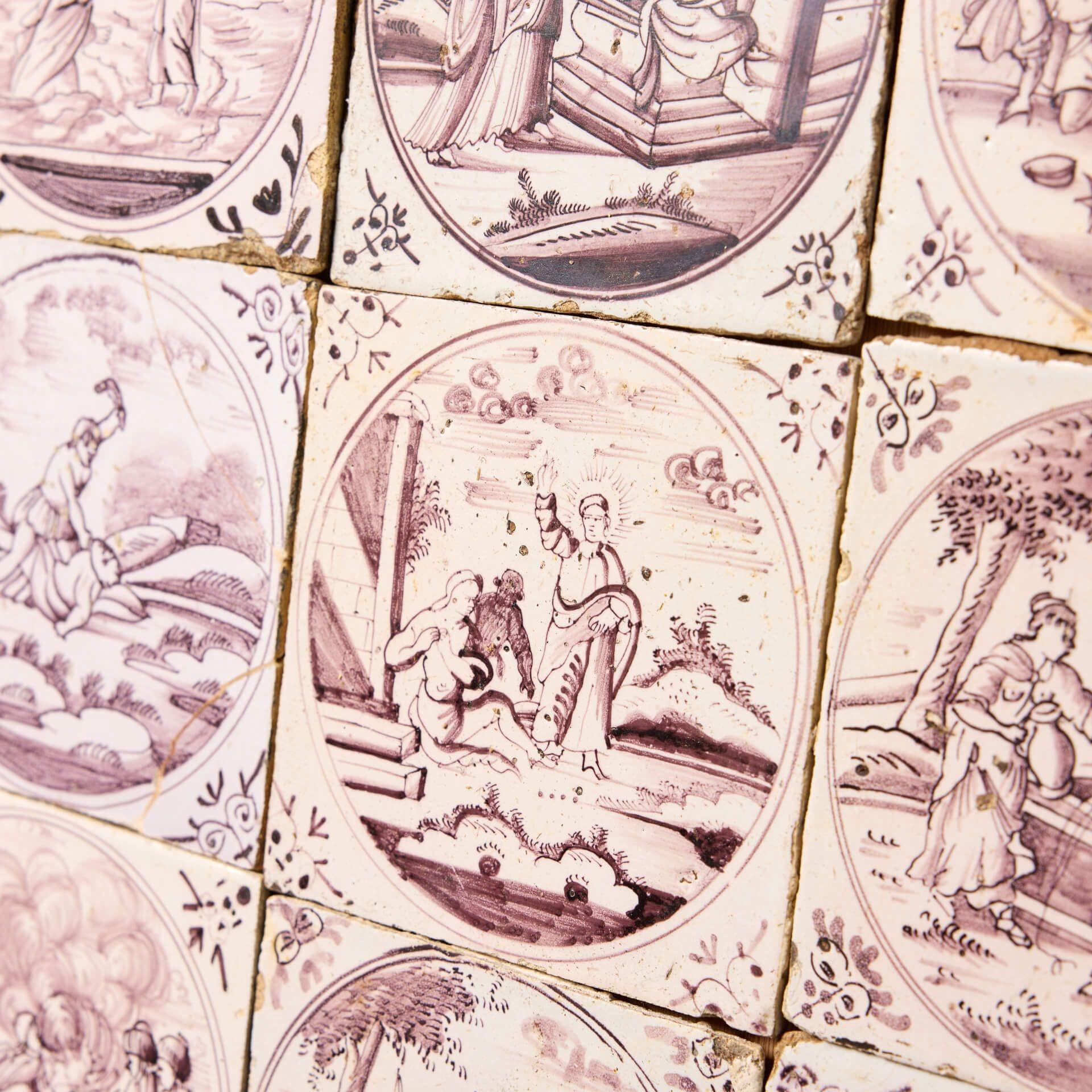 Set of 16 Antique Delft Tiles Depicting Biblical Scenes In Fair Condition For Sale In Wormelow, Herefordshire