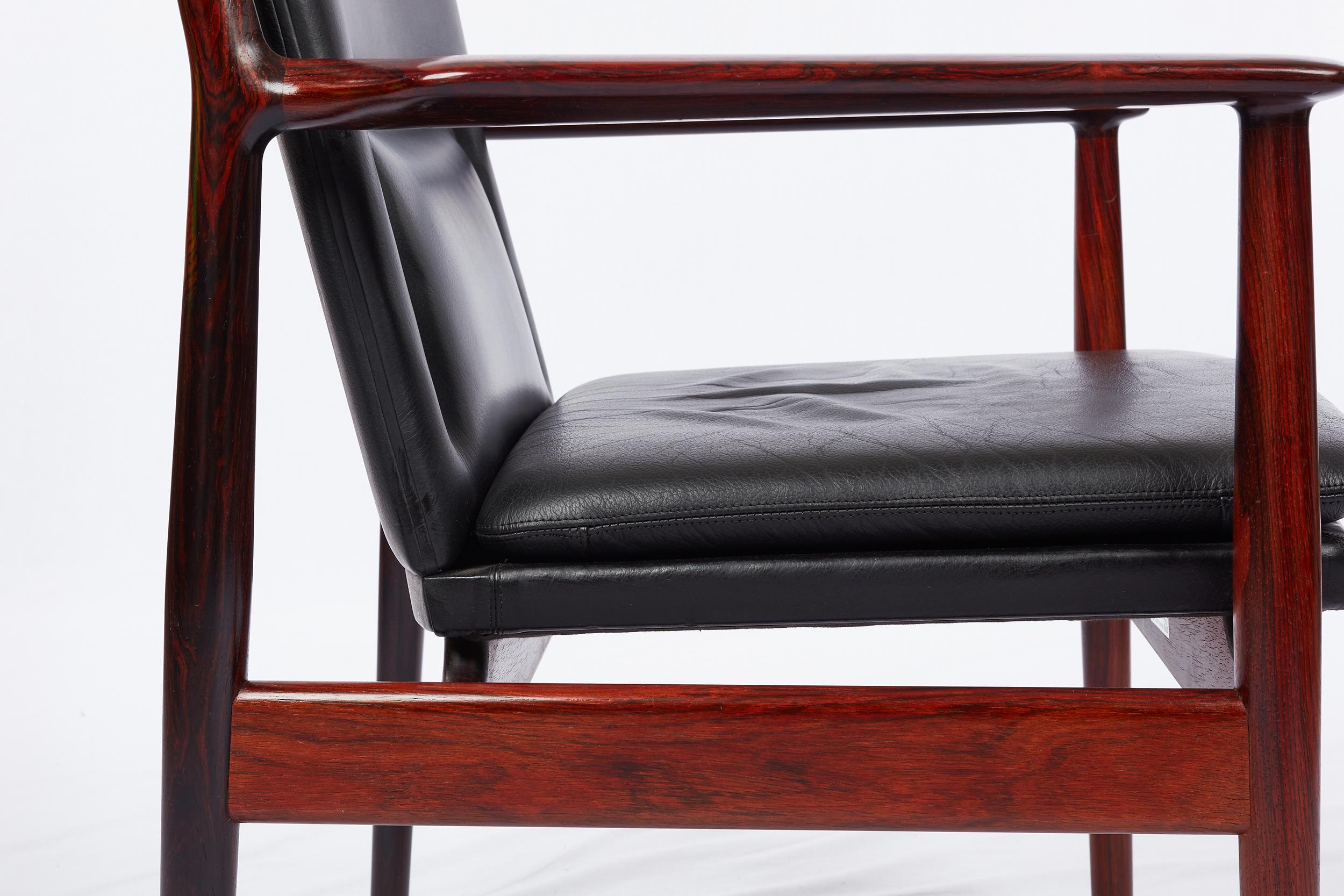 Set of 16 Arne Vodder Black Leather Armchairs For Sale 6