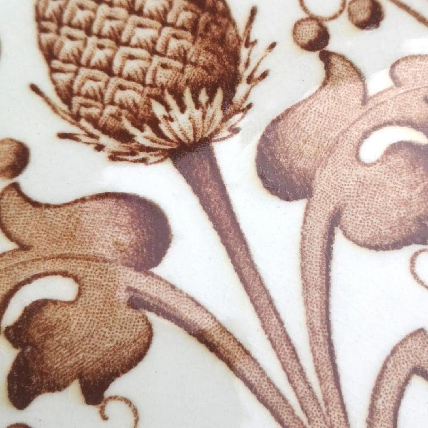 Ensemble de 16 carreaux émaillés Art Nouveau, Belgique, 1920 Bon état - En vente à Rijssen, NL