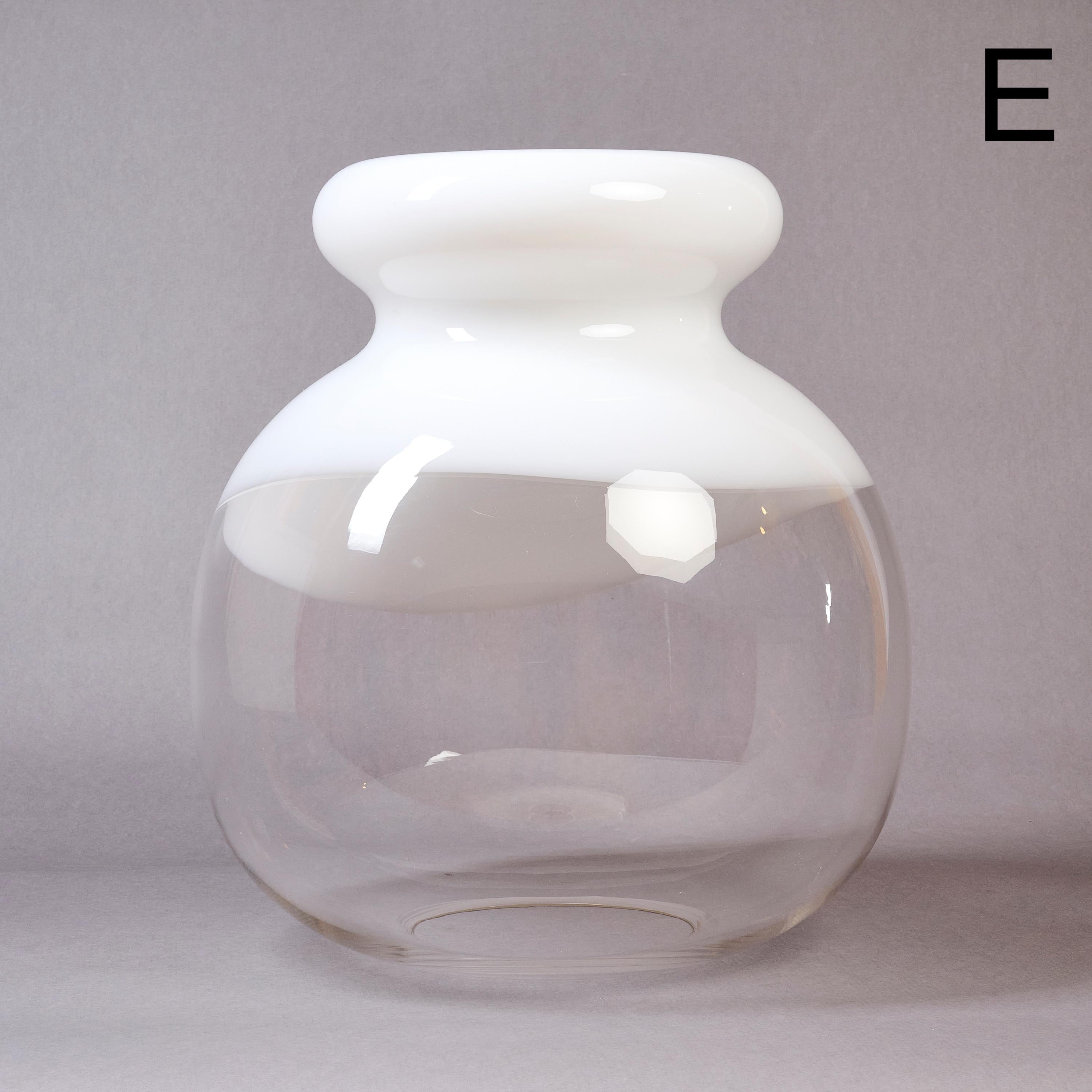 Set of 14 Blown Clear and White Glass Lanterns, Italy, 1970s For Sale 5