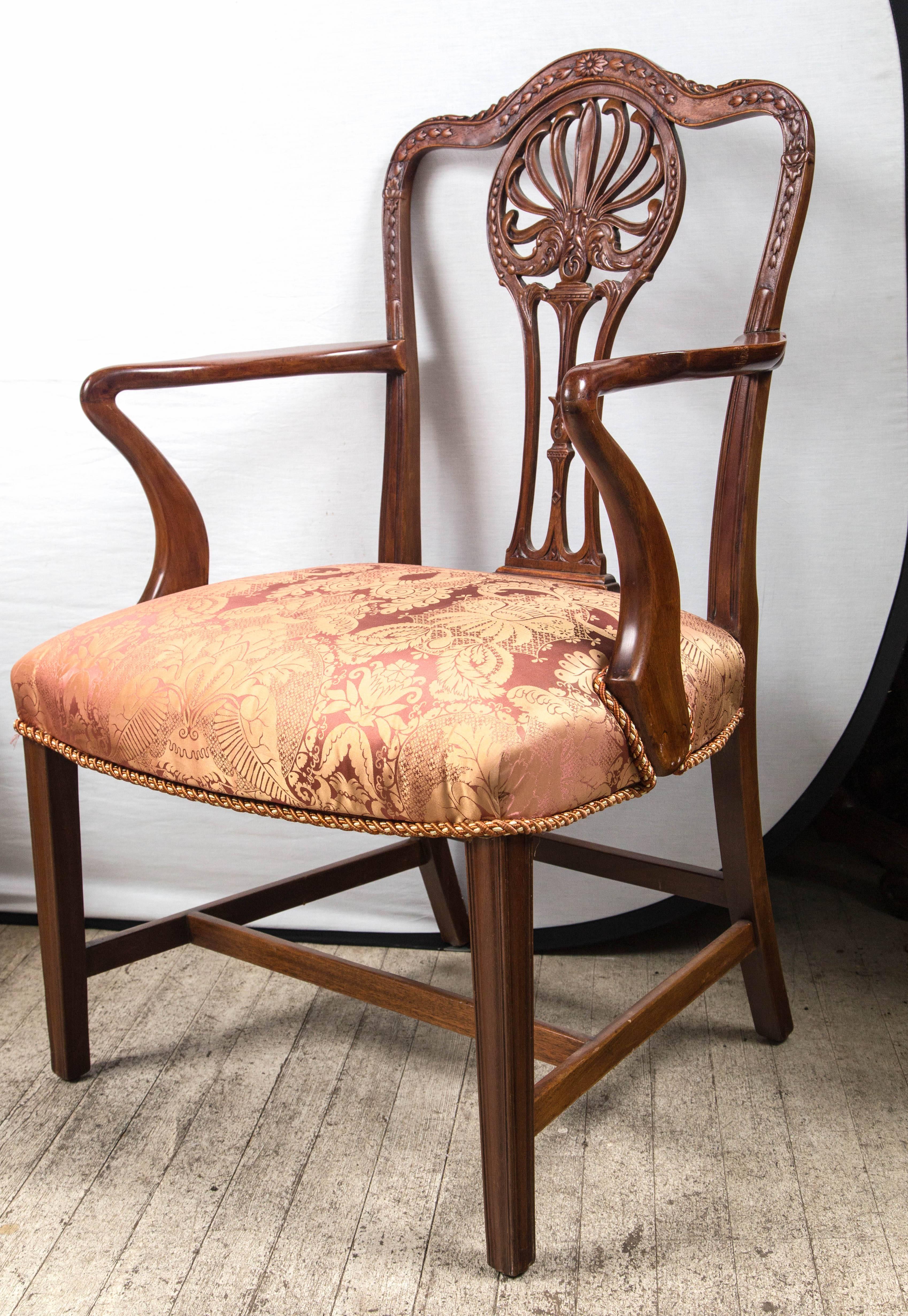 20th Century Set of 16 Chippendale Dining Chairs