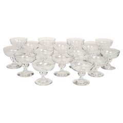 Ensemble de 16 verres Sherbet Steuben pour Champagne/Coupe/Tall conçus par George Thompson