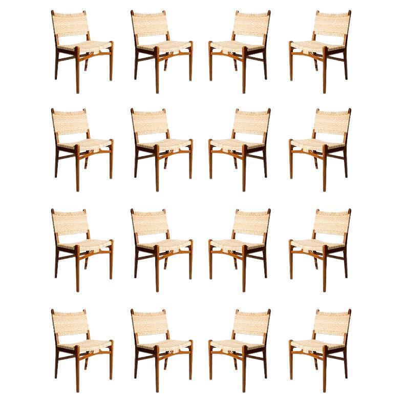Set of 16 Hans Wegner CH-31 Dining Chairs CH 31 For Sale