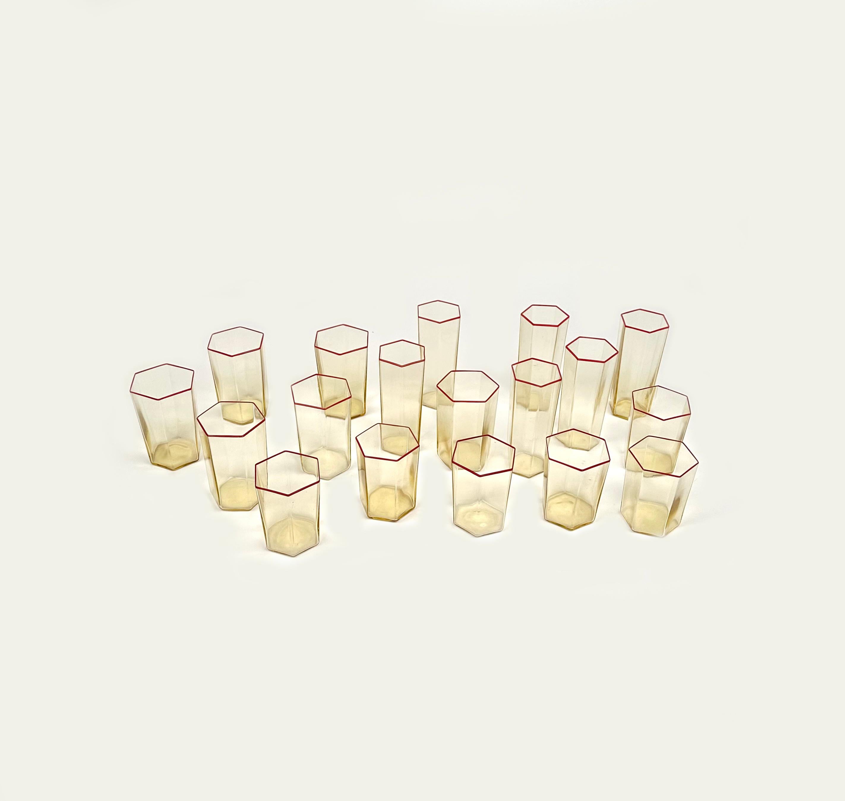 Set of 18 Hexagonal Glasses Attributed to Carlo Scarpa for Venini, Italy 1960s 4
