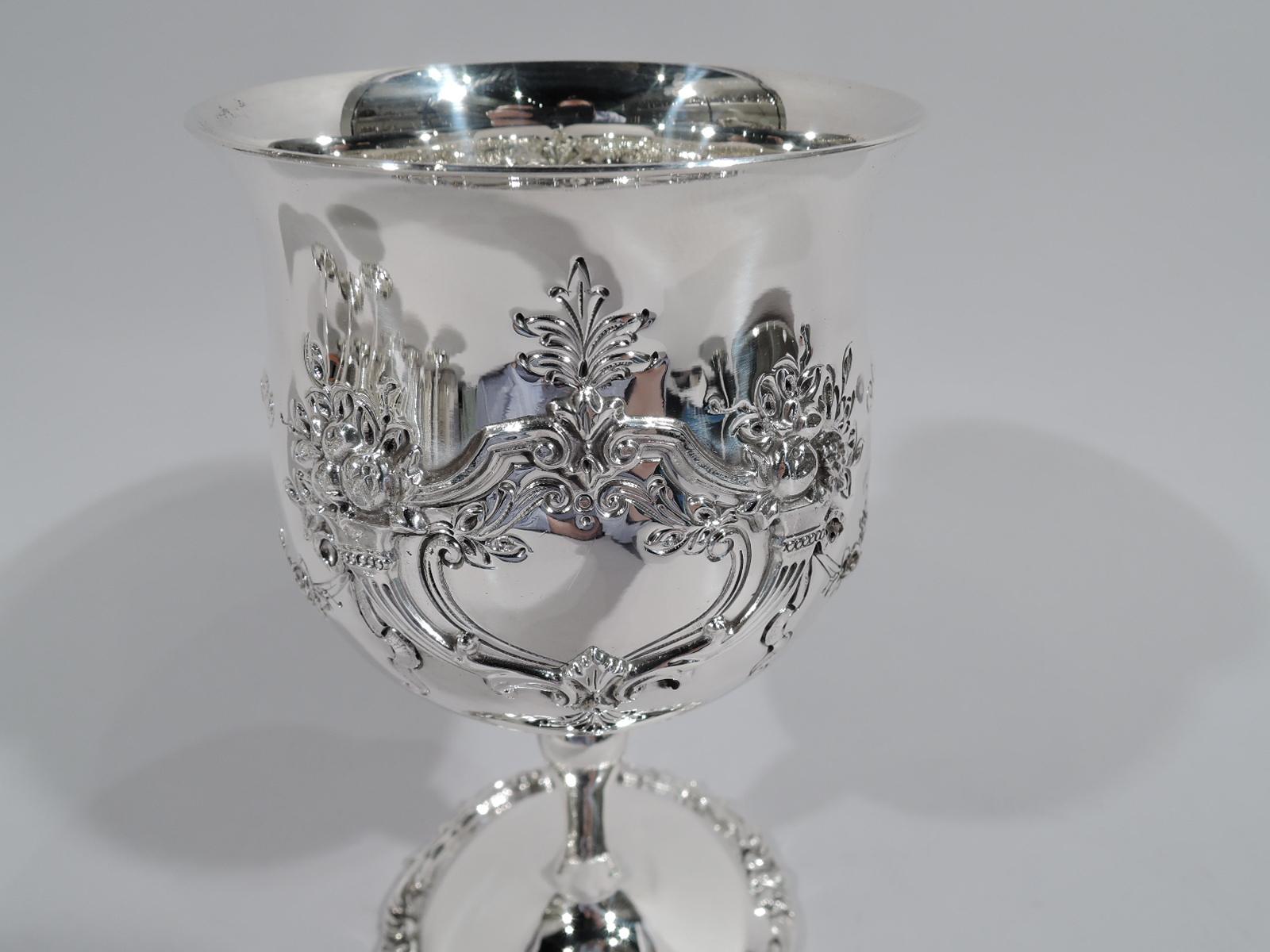 Set of 16 Reed & Barton Sterling Silver Goblets in Francis I Pattern In Excellent Condition In New York, NY