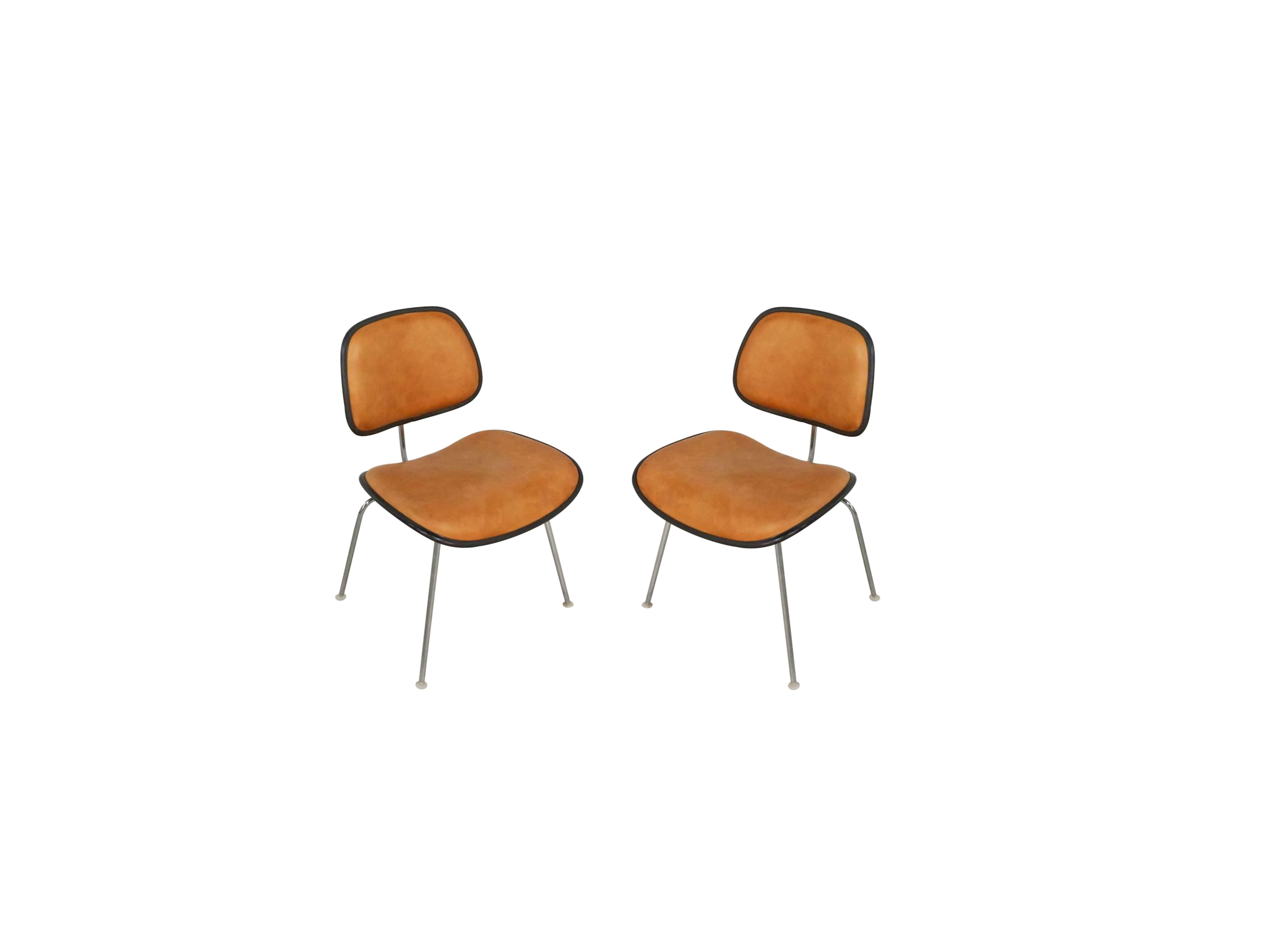 Mid-Century Modern Set of 16 Saddle Leather DCM Chairs by Eames for Herman Miller For Sale