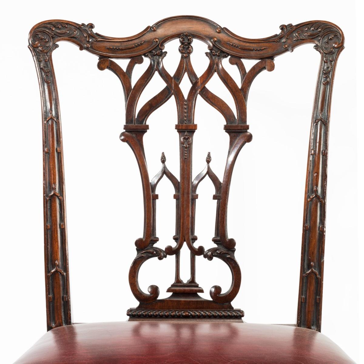 English Set of 16 Victorian Mahogany Dining Chairs in the Chippendale Style For Sale