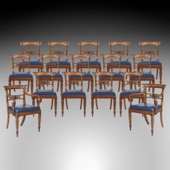 Set di 16 sedie da pranzo in mogano del periodo William IV con sedute in pelle