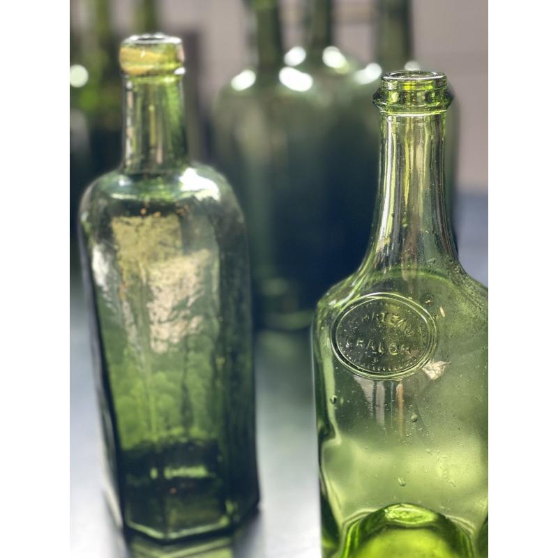 Set of 17 Bubbled Glass Water Bottles, France, 1925 For Sale 1