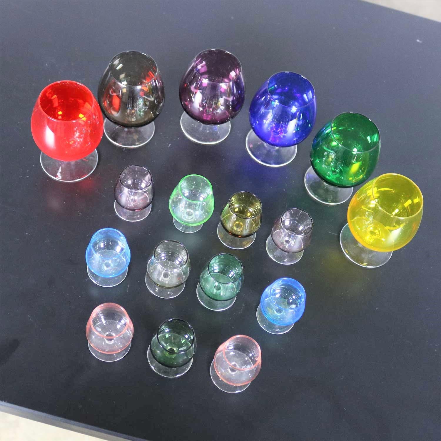 Set of 17 Multi Color Snifter Cocktail Glasses in Two Sizes In Good Condition In Topeka, KS