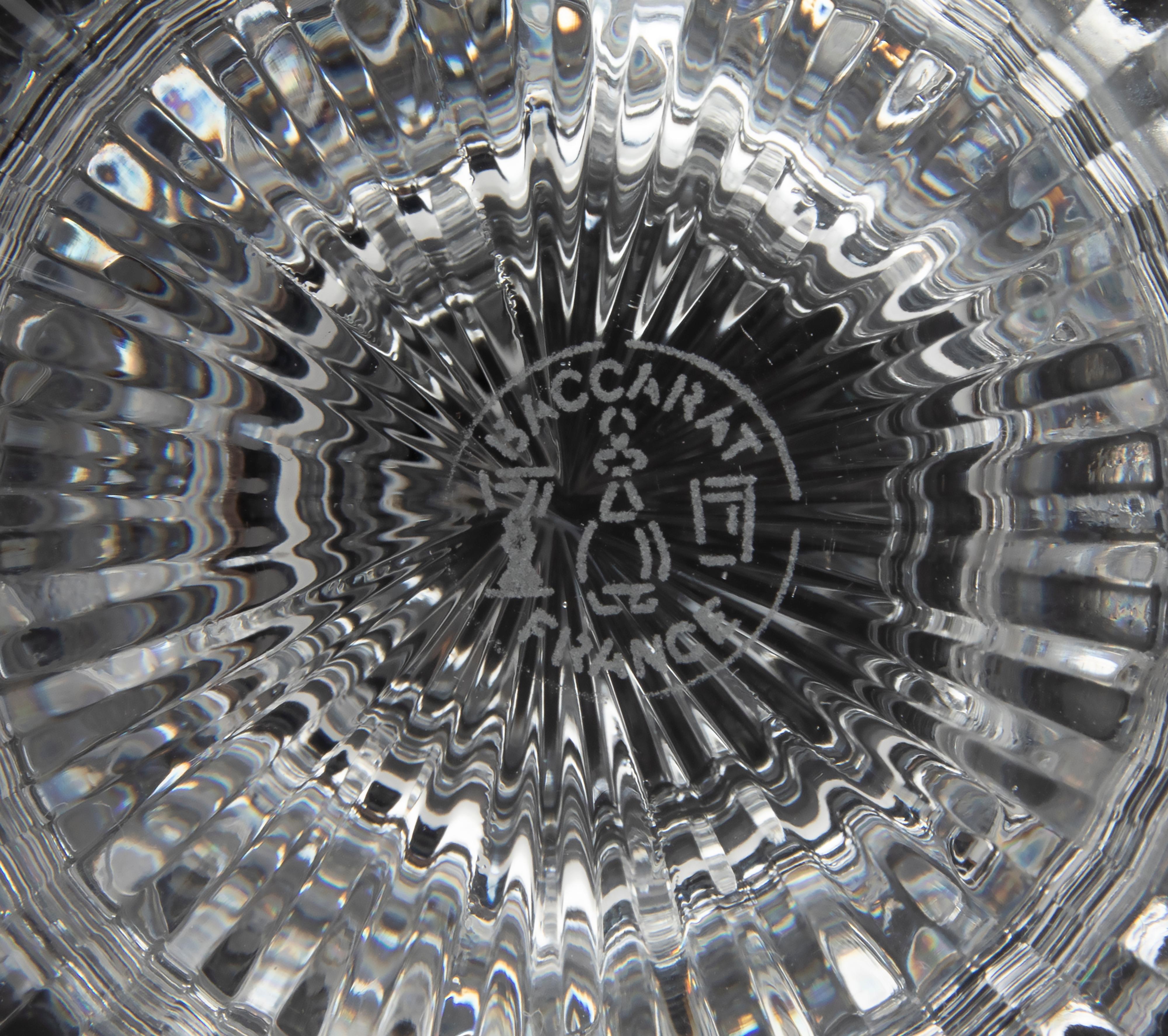 Cristal Ensemble de 18 verres en cristal fabriqués par Baccarat Modèle Jonzac