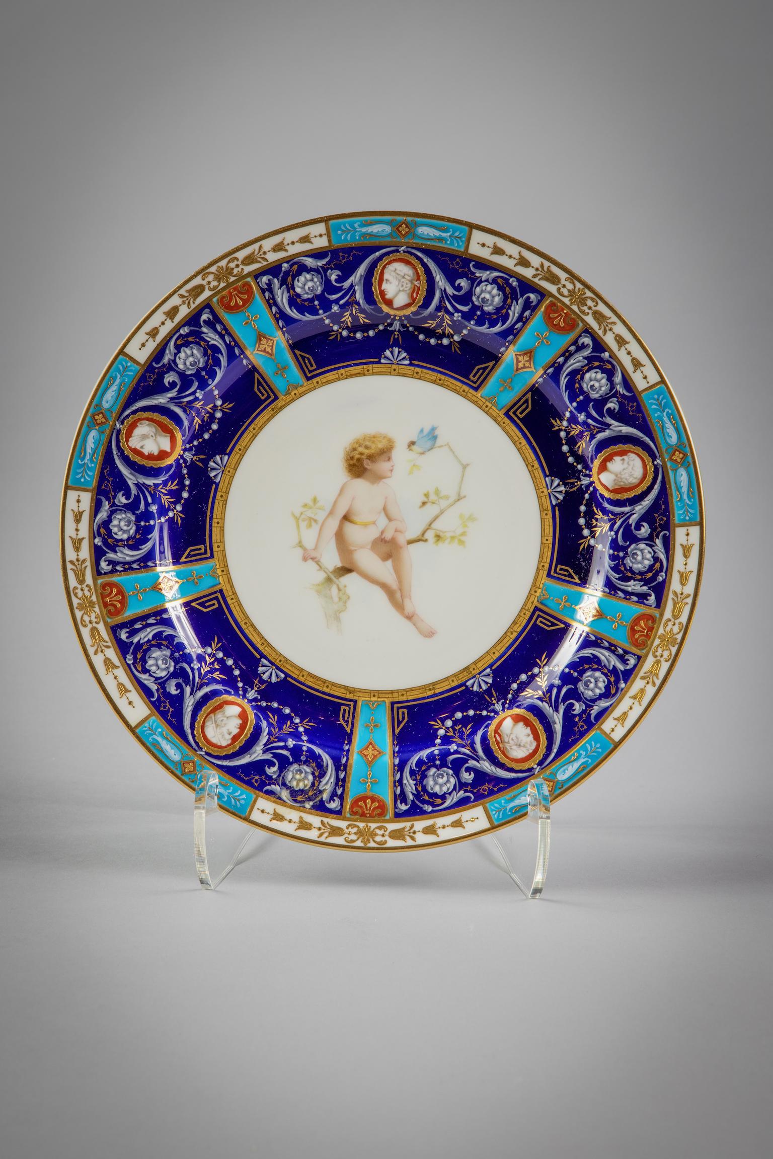 Set of 18 English Porcelain Plates, Minton, circa 1880 For Sale 1
