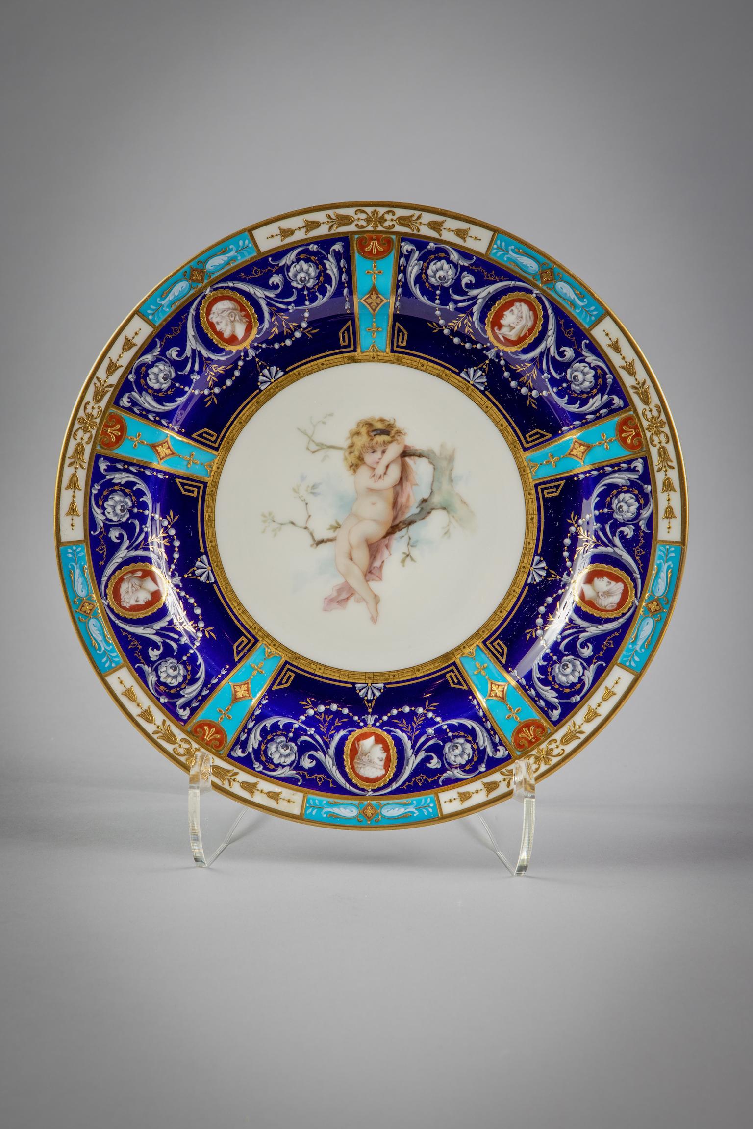 Set of 18 English Porcelain Plates, Minton, circa 1880 For Sale 3