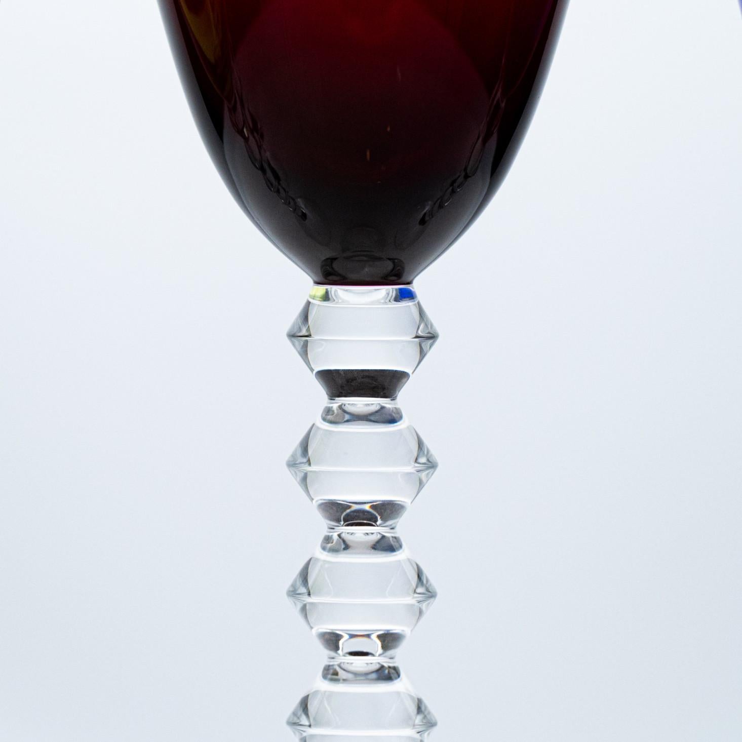 Ensemble de 18 verres exquis multicolores en cristal de Baccarat, France en vente 2