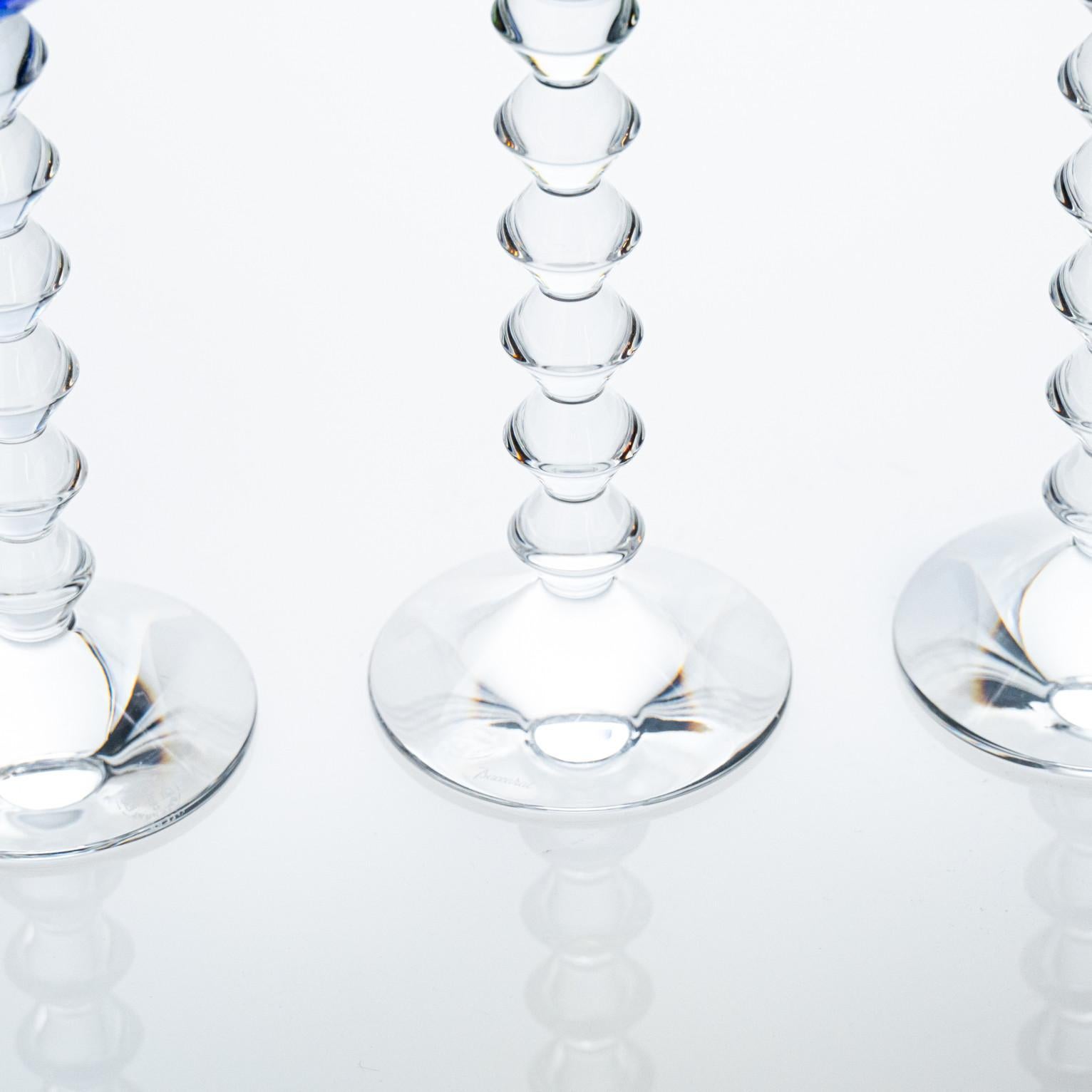 Ensemble de 18 verres exquis multicolores en cristal de Baccarat, France en vente 3