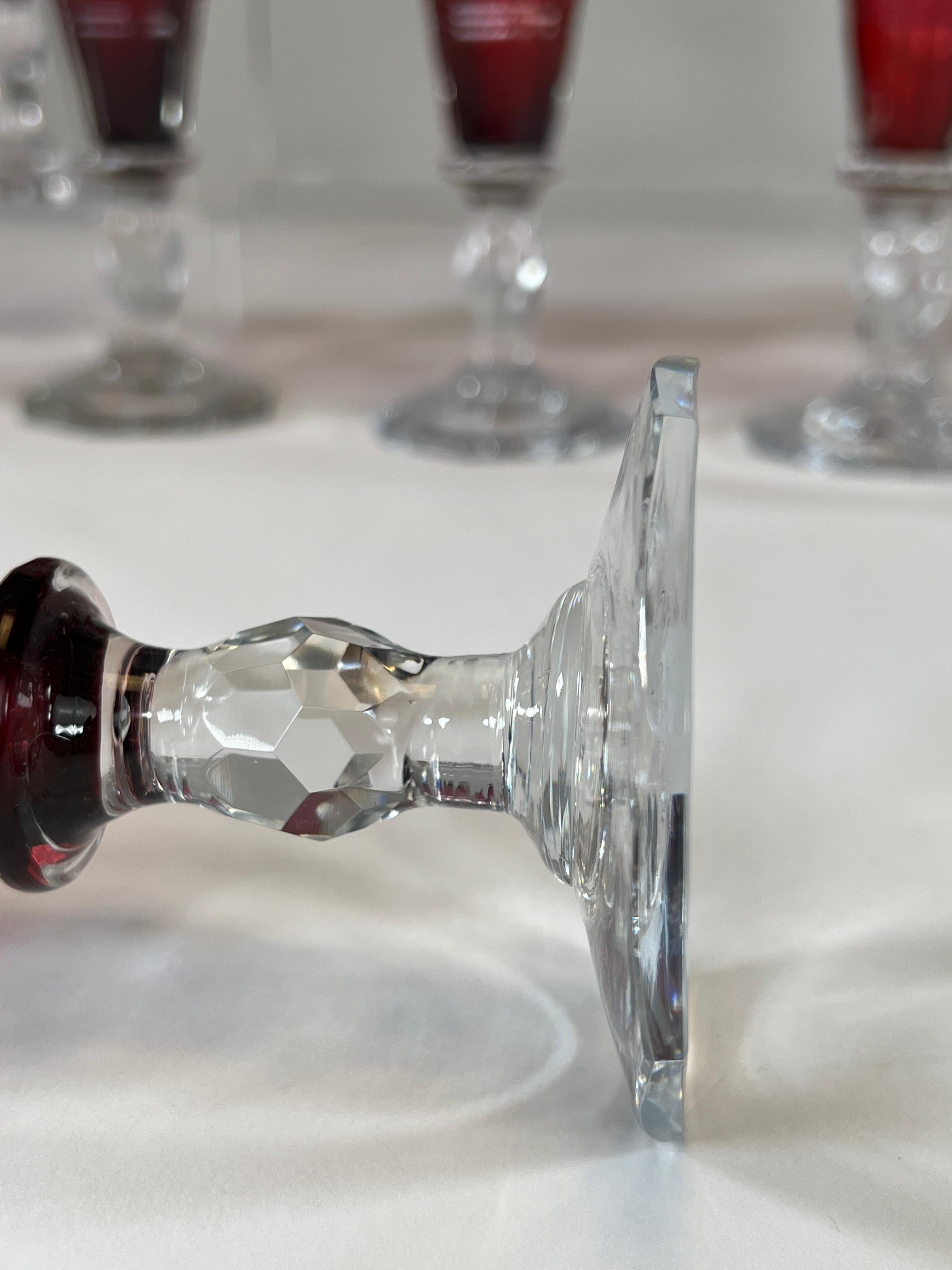 Faceted Set of 18 Hand Blown Crystal Cranberry Champagne Flutes With Clear Stems & Base For Sale