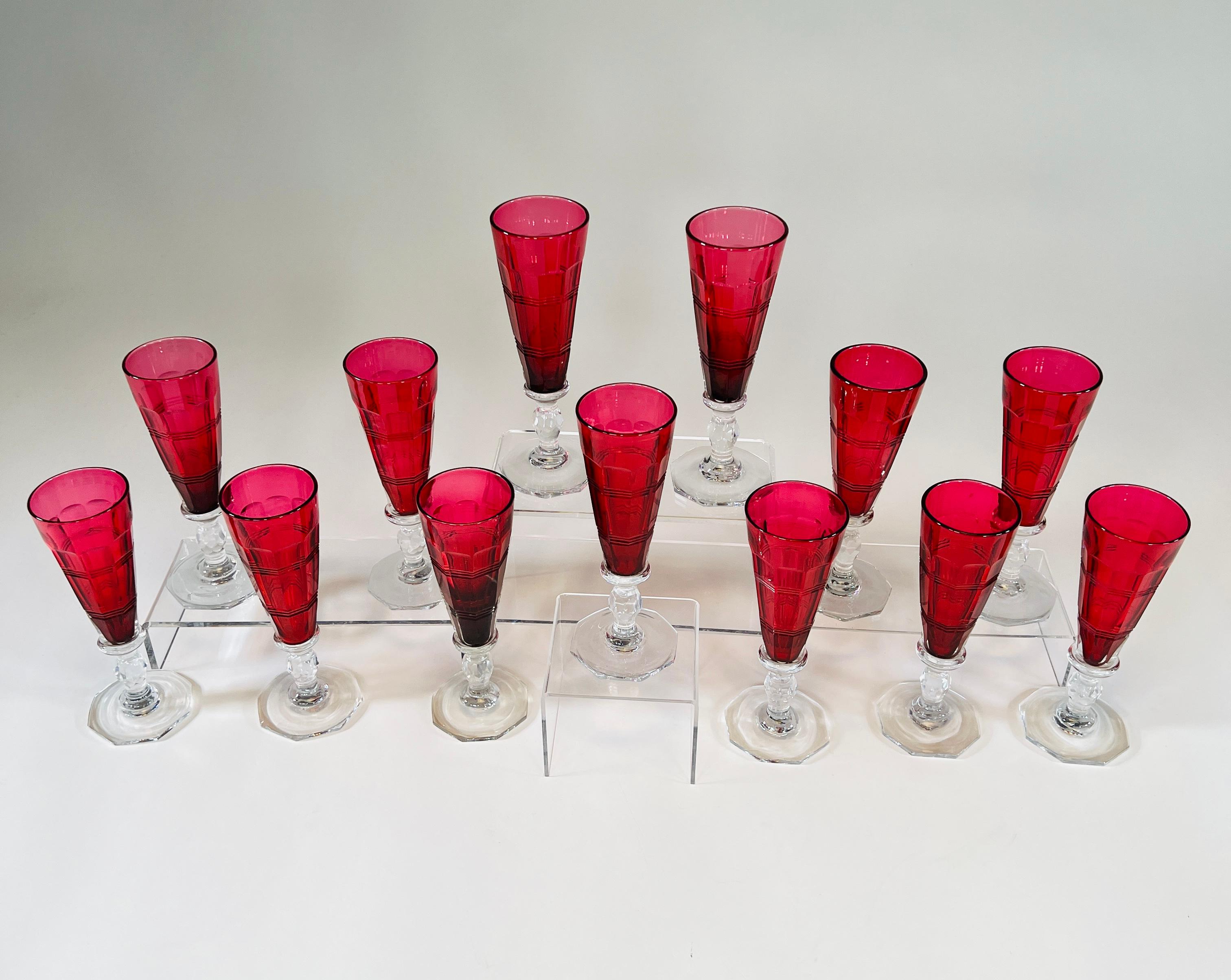 Set of 18 Hand Blown Crystal Cranberry Champagne Flutes With Clear Stems & Base In Excellent Condition For Sale In Great Barrington, MA