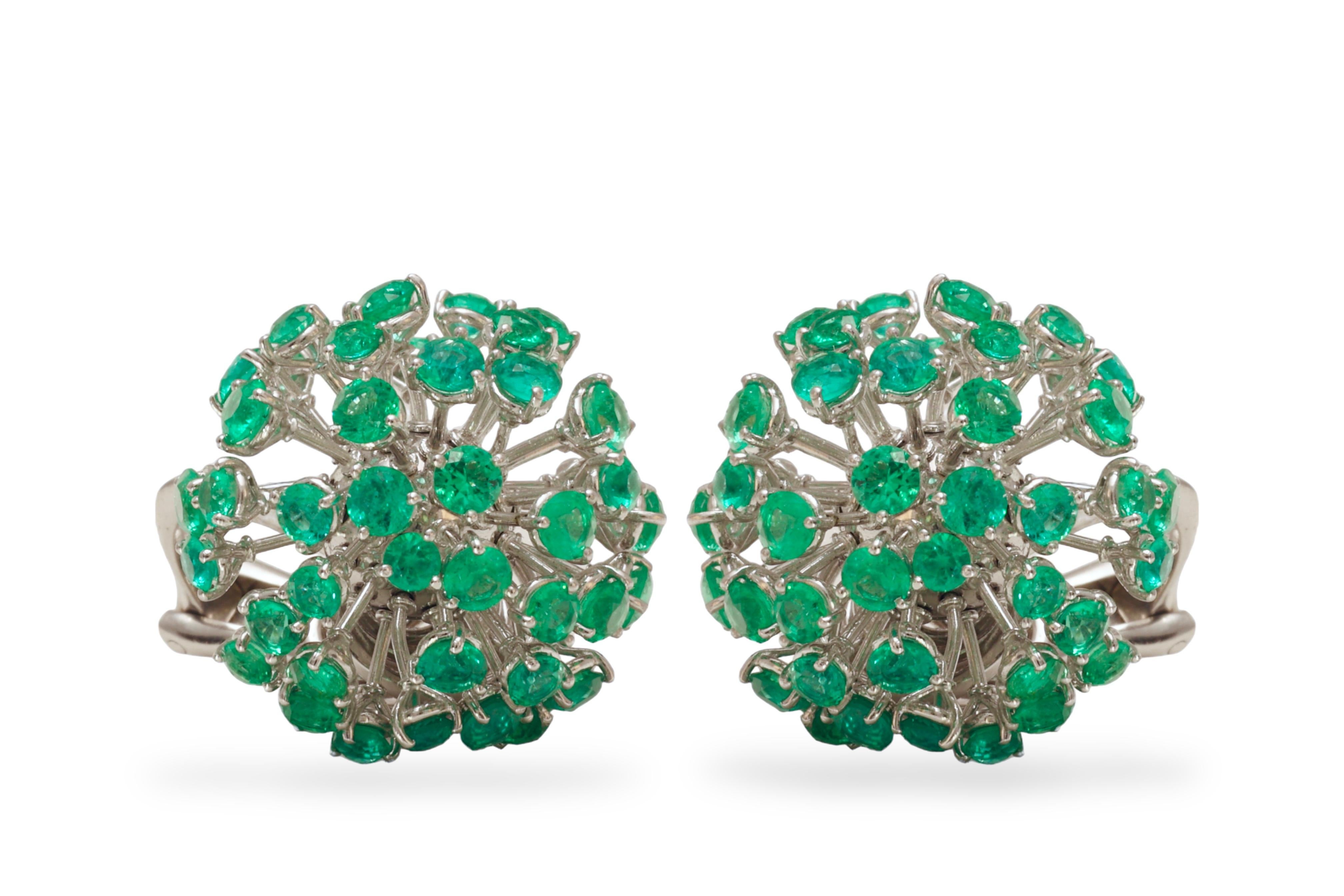 Set of 18 kt. White Gold Tsavorite Clip-On Earrings and Matching Ring For Sale 9