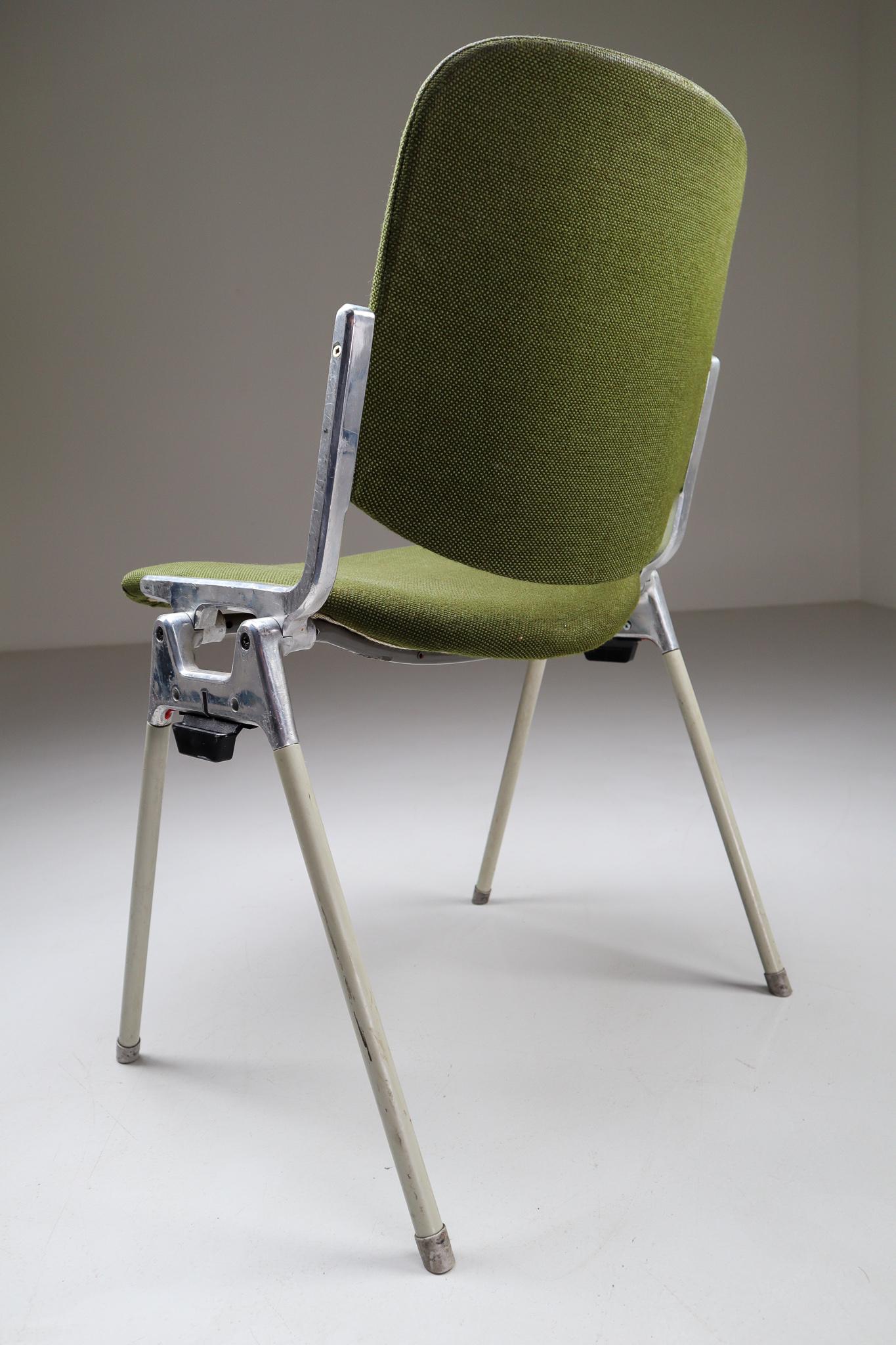 Italian Set of 18 Olive Green Castelli DSC 106 Stacking Chairs by Giancarlo Piretti 1965