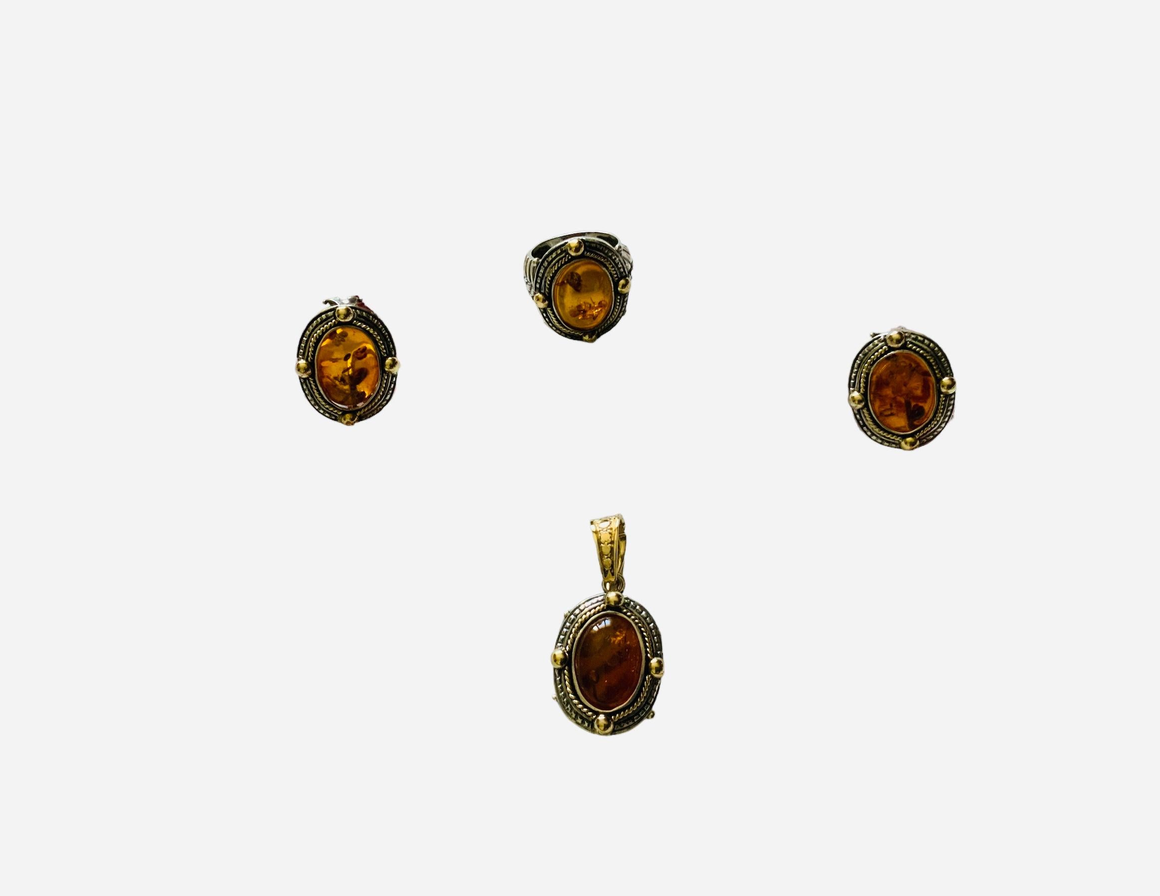 Set Of 18K Gold, 925 Silver And Amber Pair Of Earrings, Pendant And Ring For Sale 1