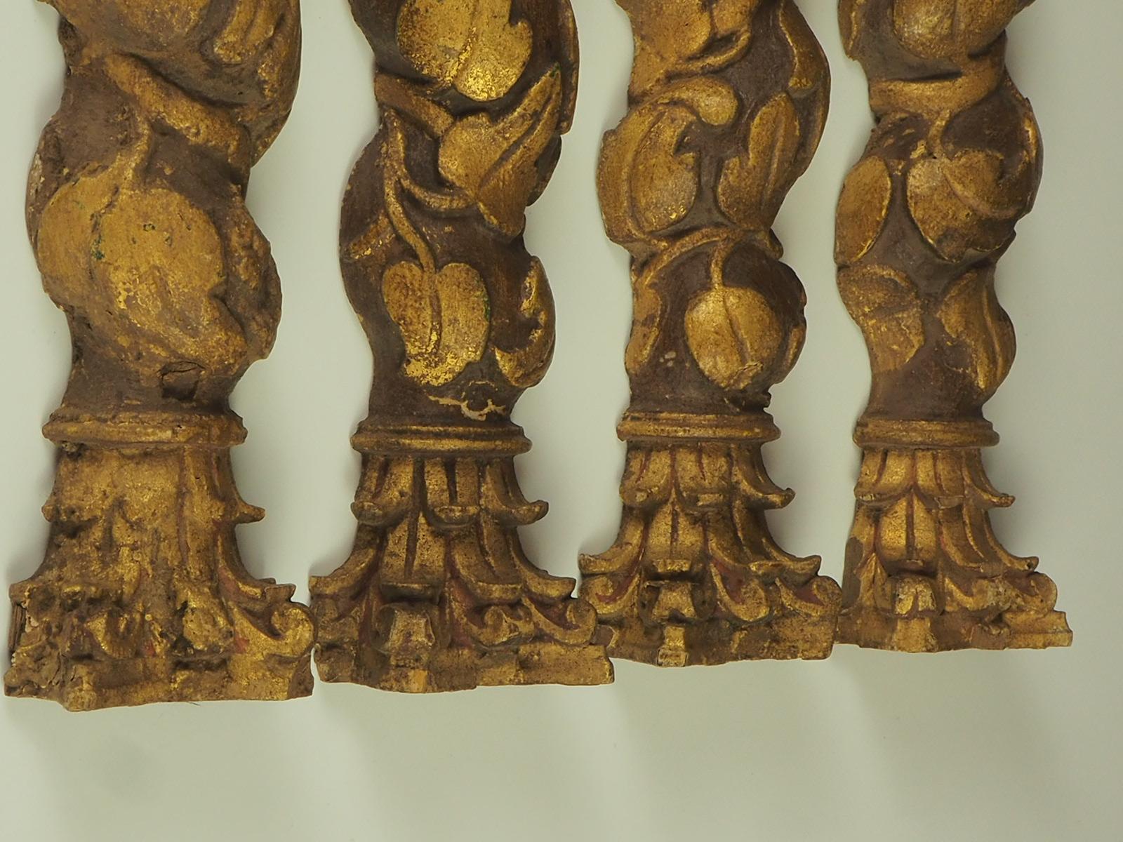 Set of 18th Century Baroque style Solomonic Carved Gilt Wood Columns For Sale 5