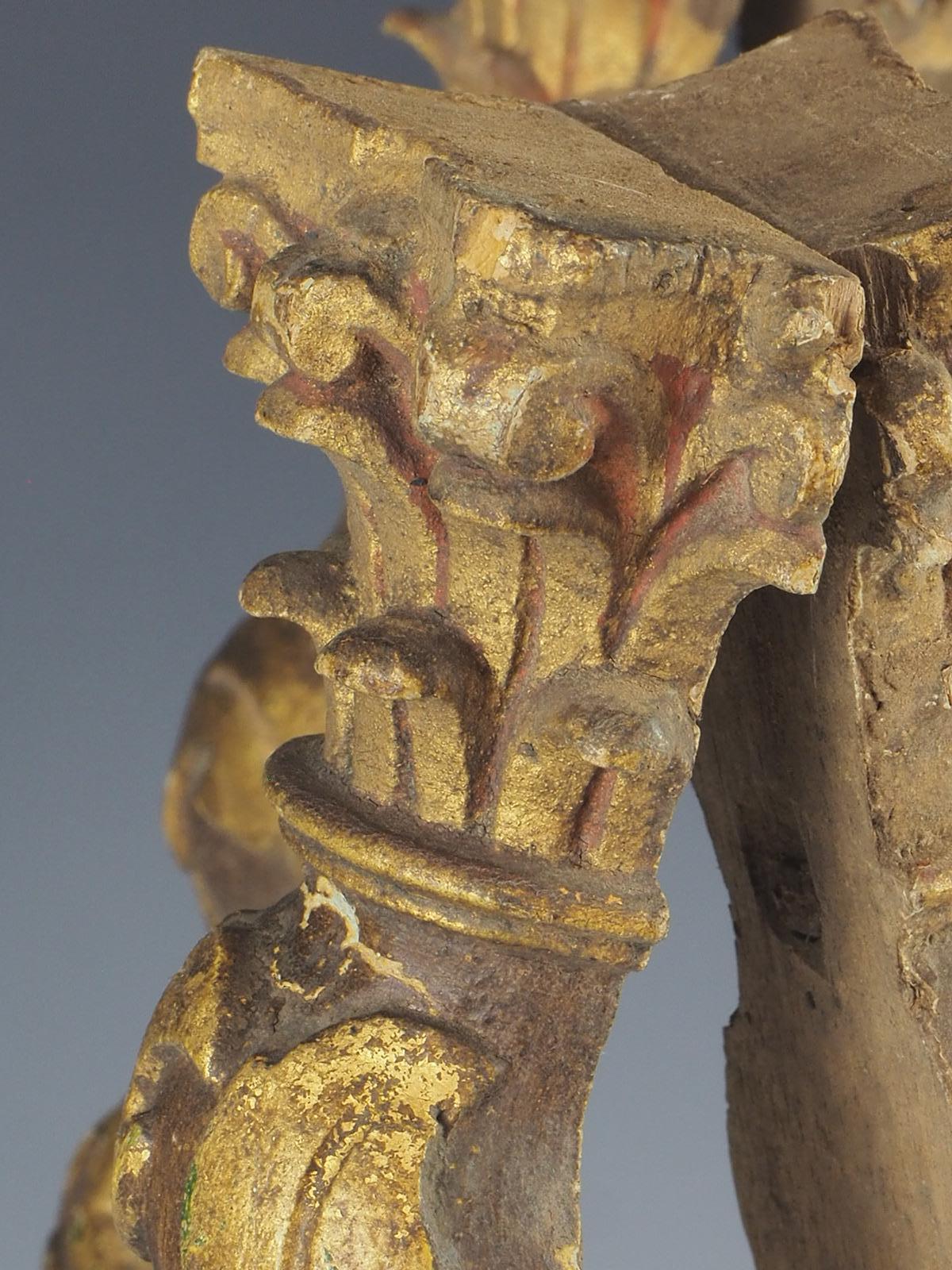 Set of 18th Century Baroque style Solomonic Carved Gilt Wood Columns For Sale 7