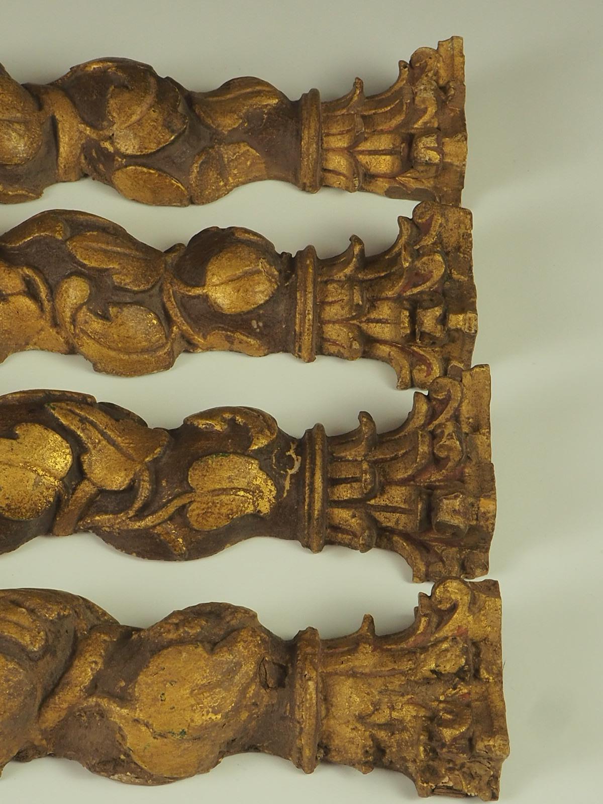 Set of 18th Century Baroque style Solomonic Carved Gilt Wood Columns For Sale 3