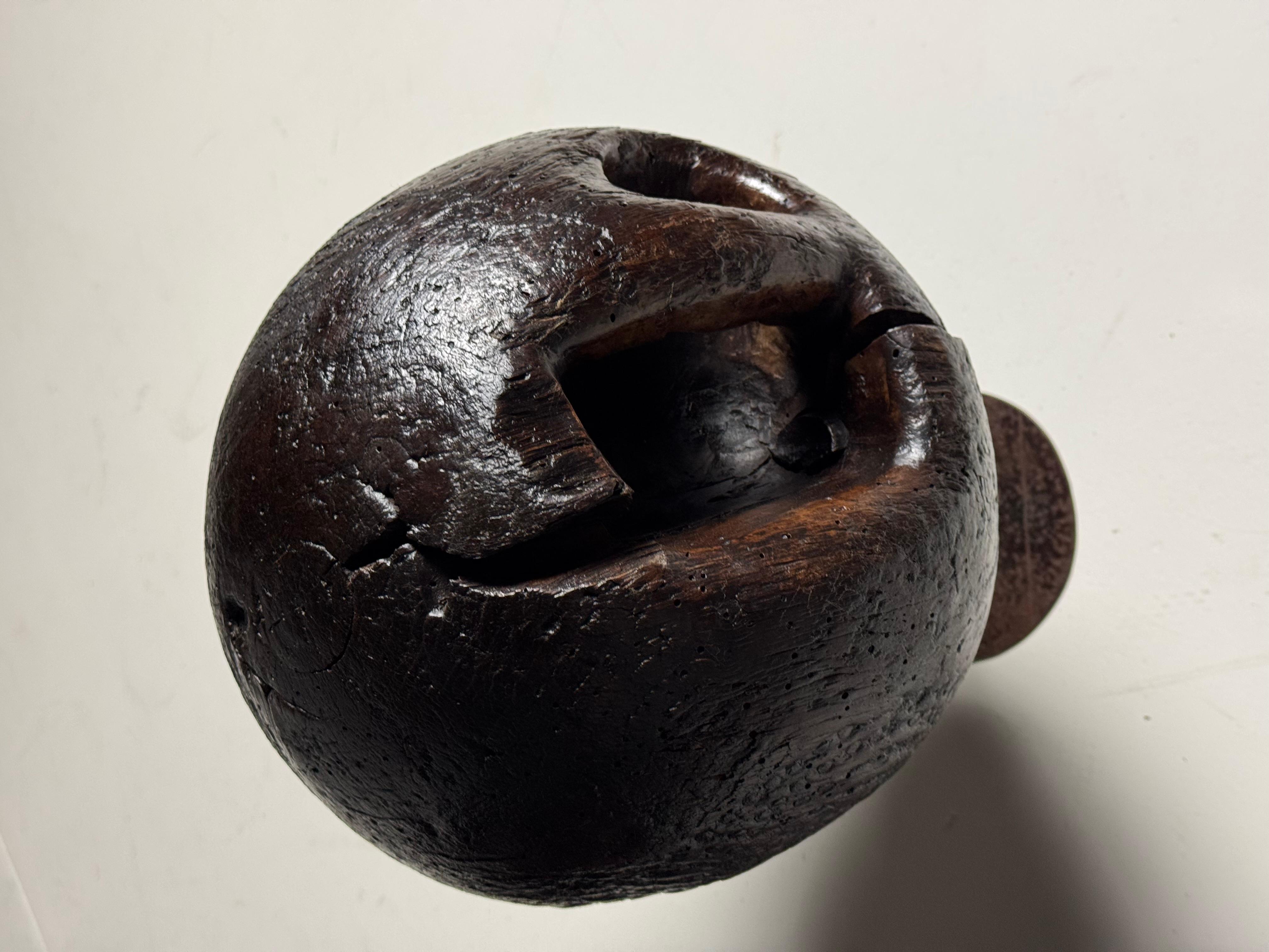Jeu de boules de bowling du 18e siècle sur support en bois en vente 4