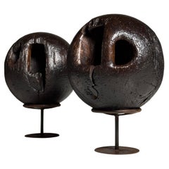Set di palle da bowling del XVIII secolo su supporto in legno