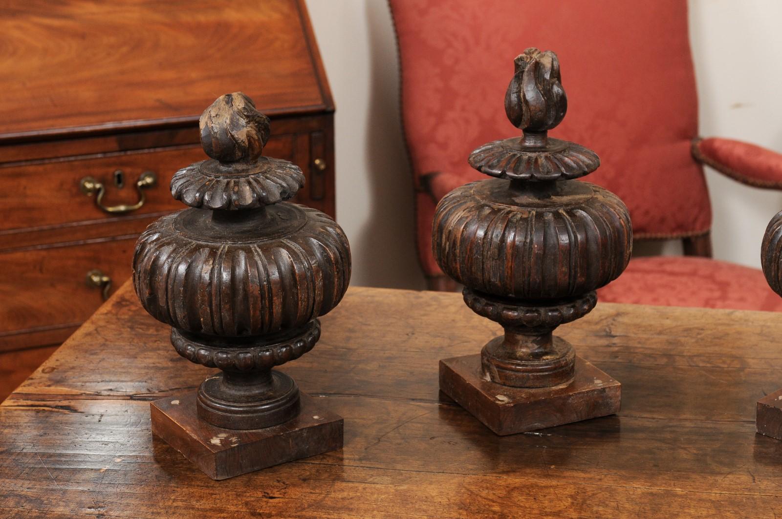 Set of 18th Century Italian Carved Wood Finials. SOLD IN PAIRS(1 pair available) For Sale 1