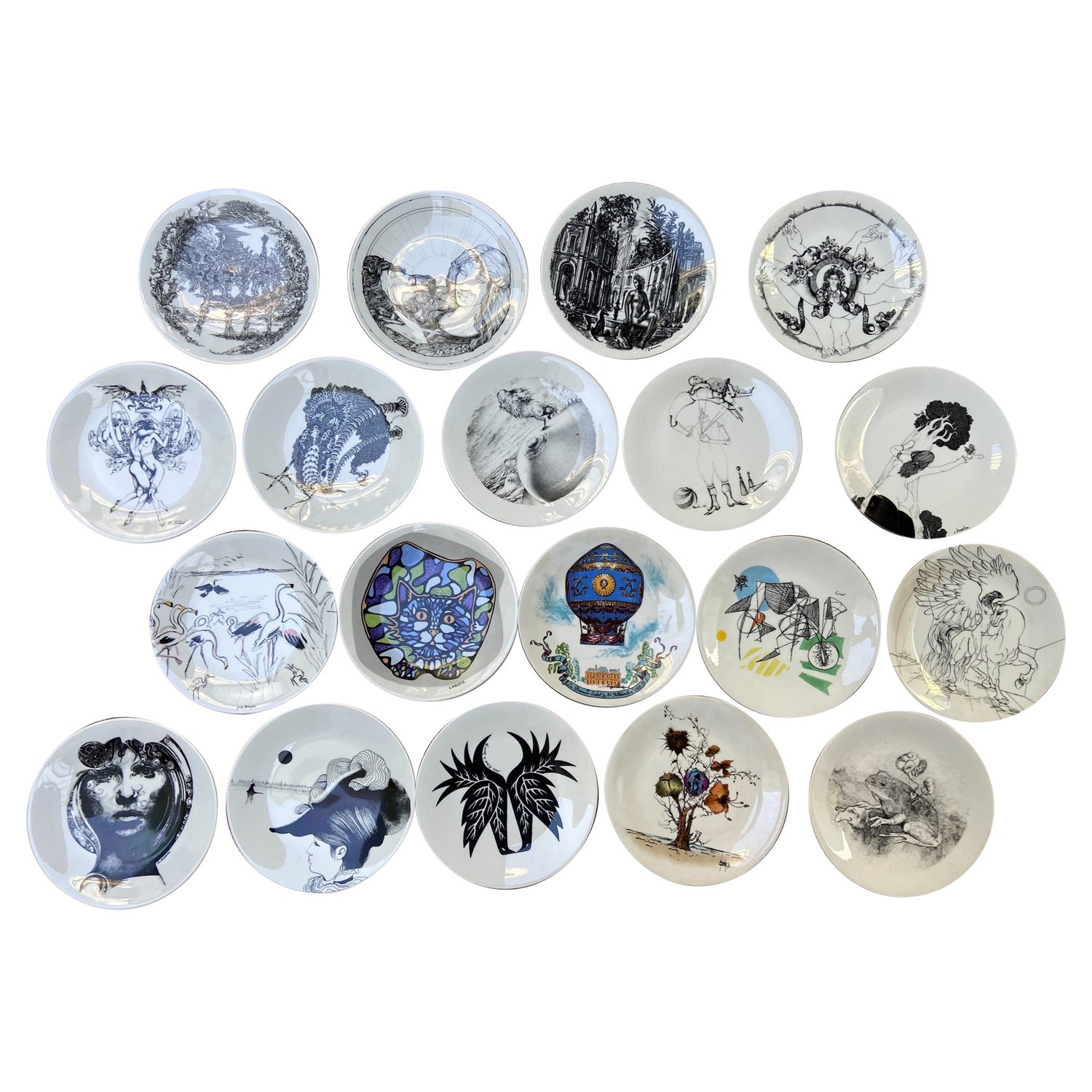 Set of 19 Plates, Haviland Limoges Porcelain, 1970