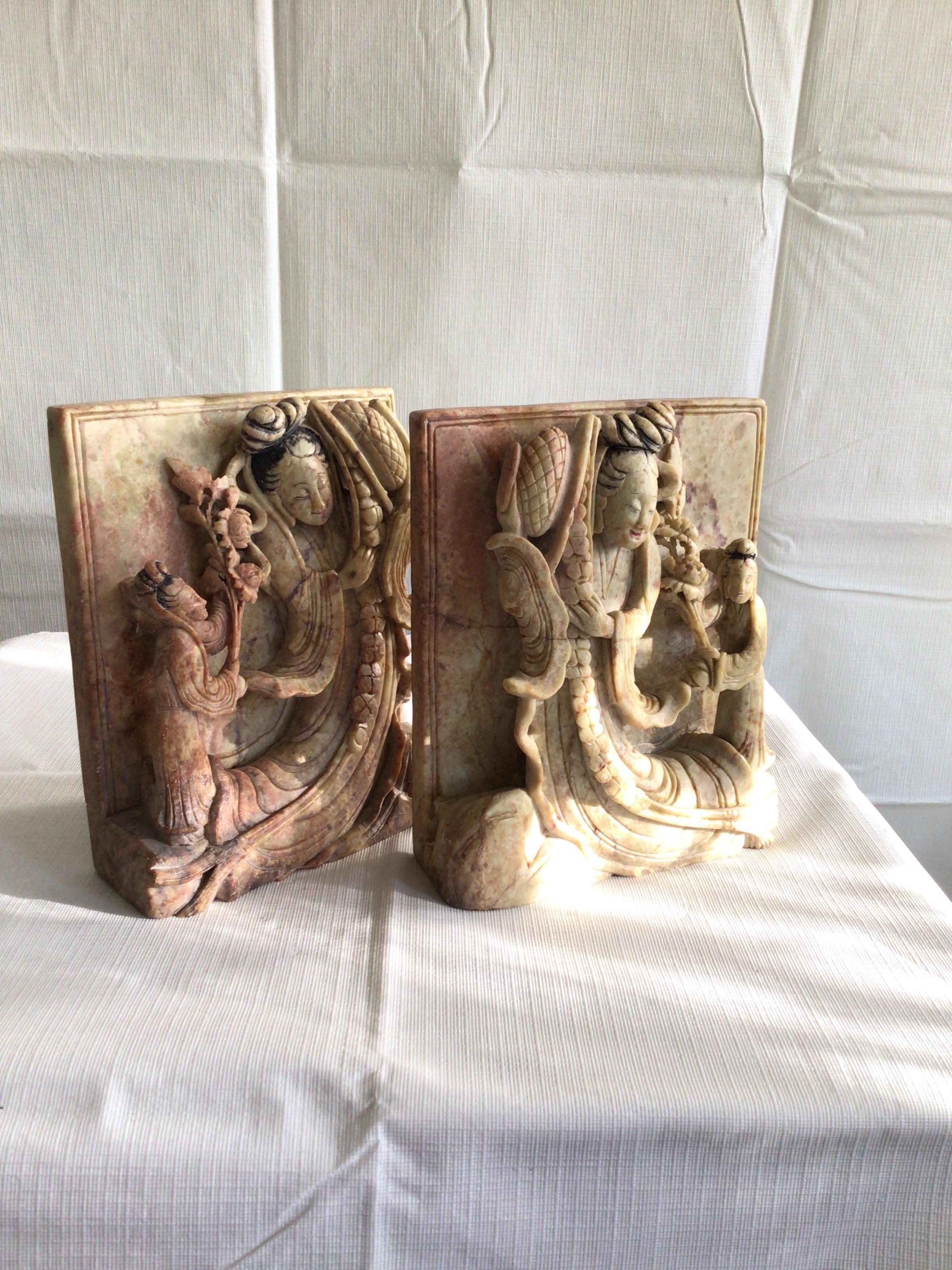 Set of 1920s Carved Soapstone Bookends In Good Condition For Sale In Tarrytown, NY