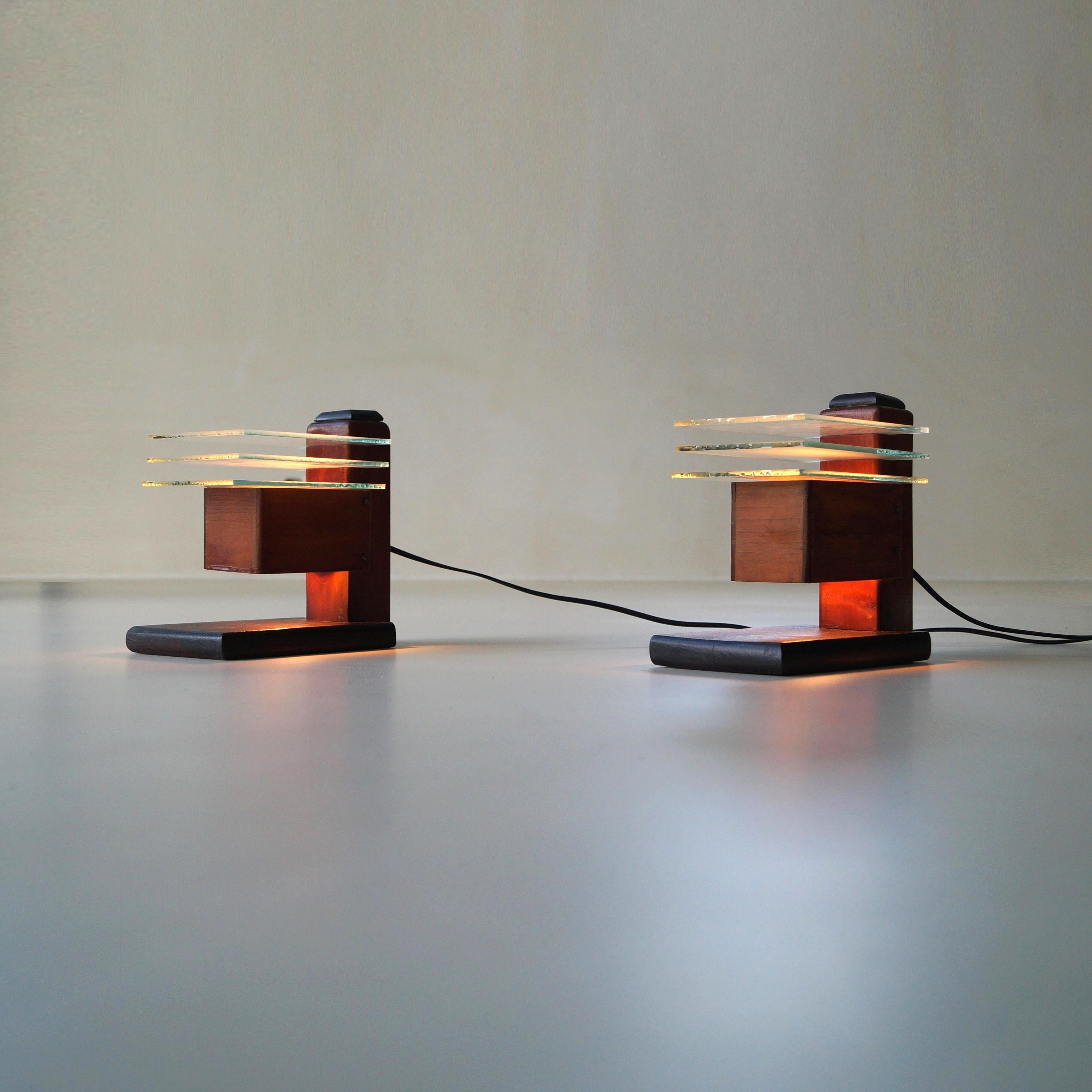 Set of 1920s Dutch modernist bedside lamps in the manner of Frank Lloyd Wright 3