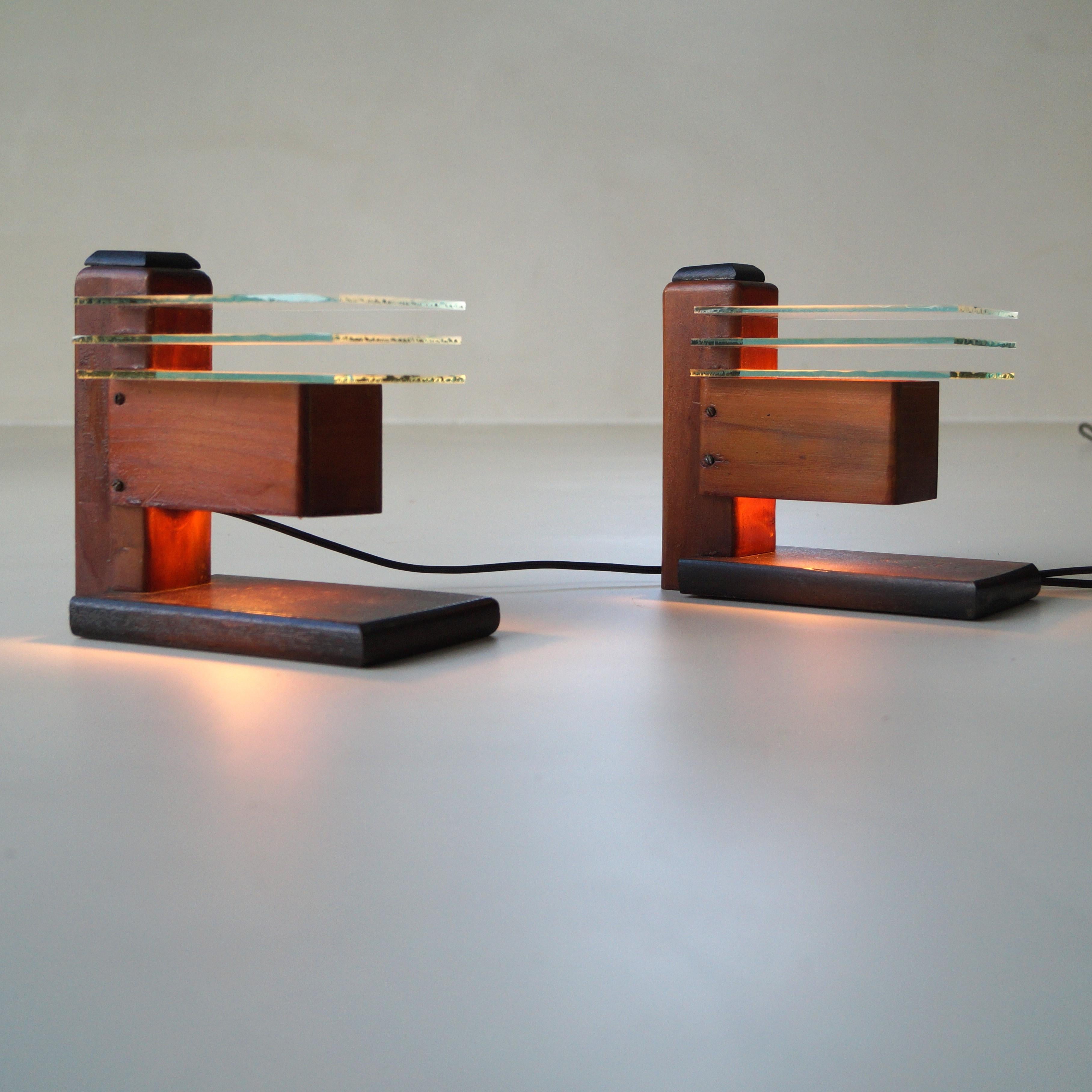 Set of 1920s Dutch modernist bedside lamps in the manner of Frank Lloyd Wright 4