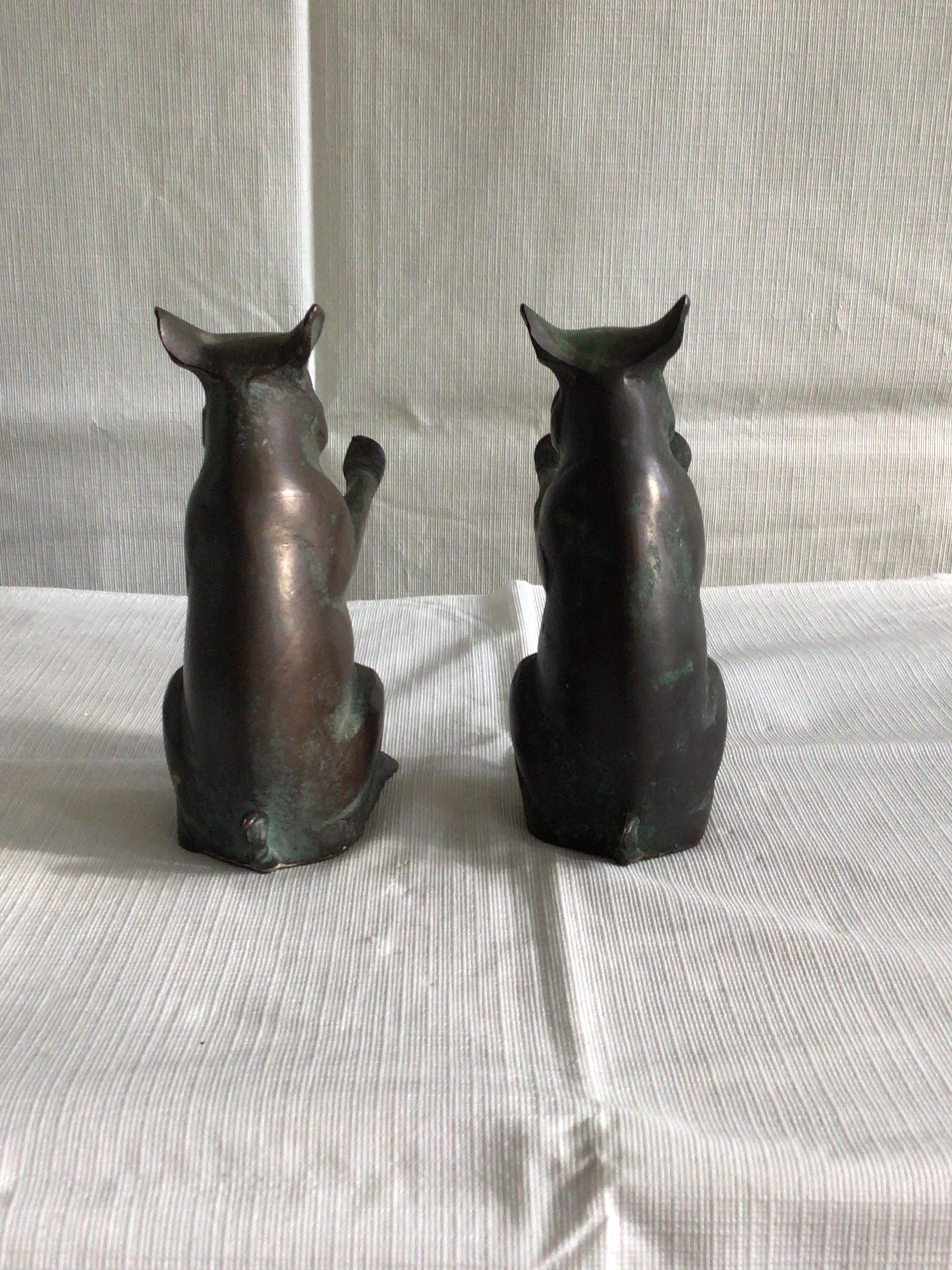 cast iron pig bookends