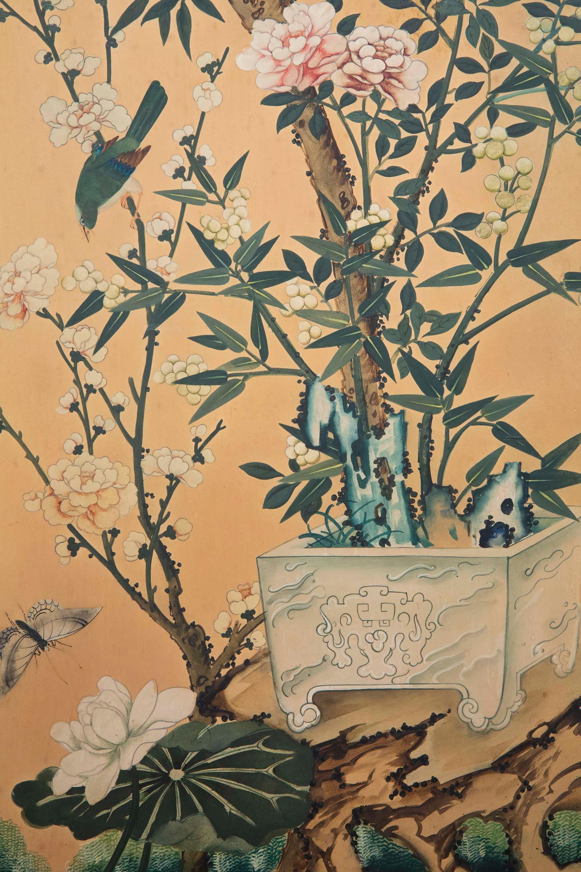 XIXe siècle Ensemble de panneaux muraux peints à la main dans des cadres en faux bambou, Chinoiserie du 19e siècle en vente