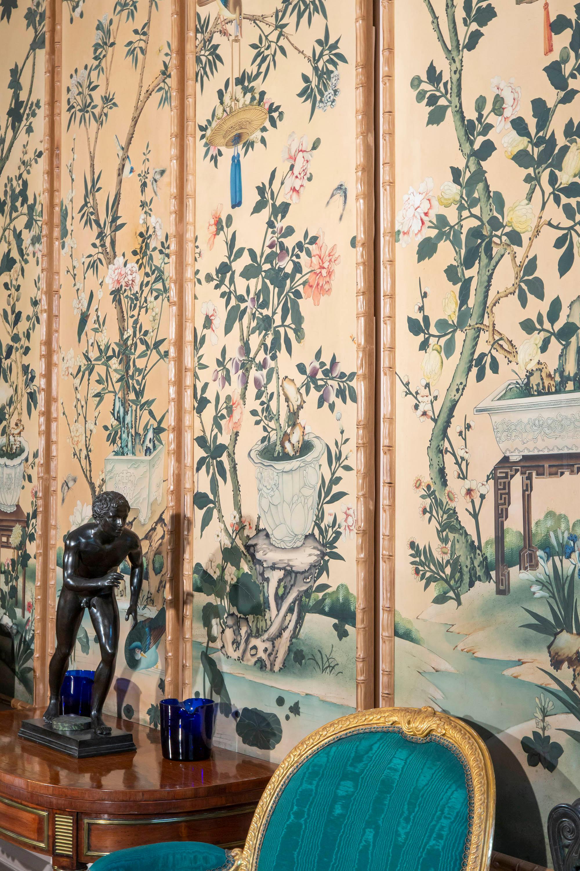 Chinese Set of 19th Century Chinoiserie Hand-Painted Wall Panels in Faux Bamboo Frames For Sale