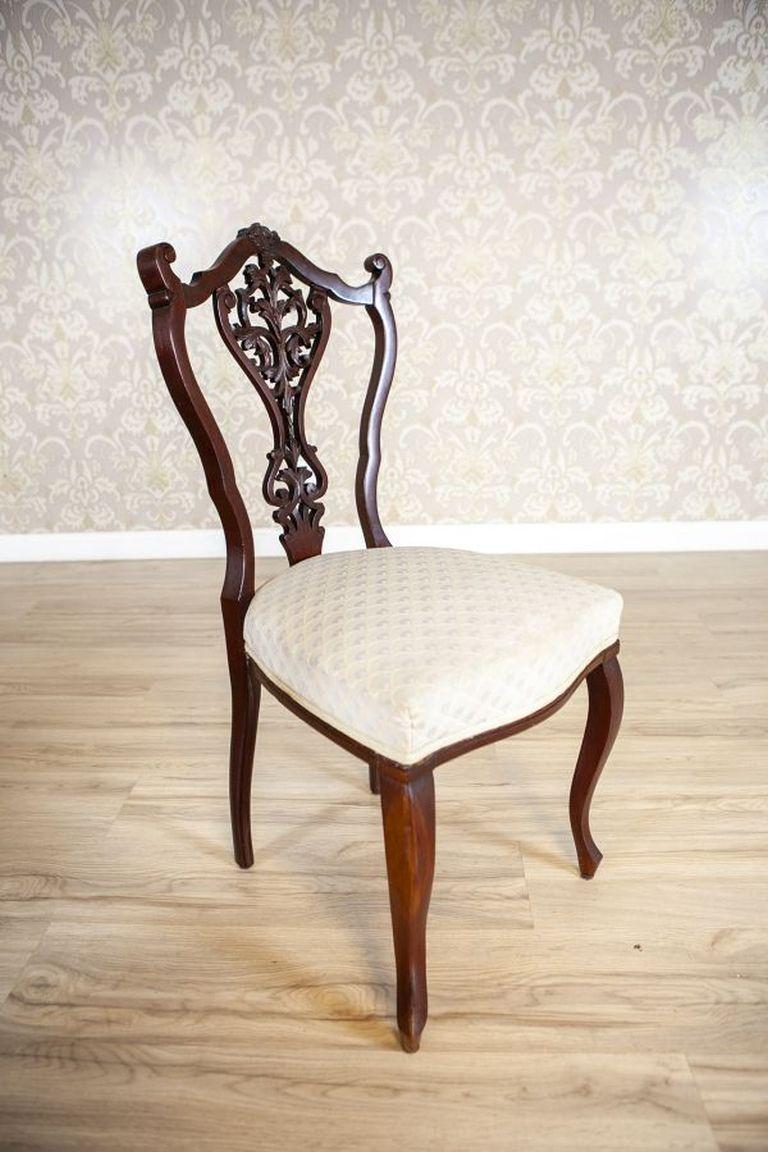 Ensemble de chaises en frêne Louis XV du XIXe siècle avec dossiers ajourés Bon état - En vente à Opole, PL