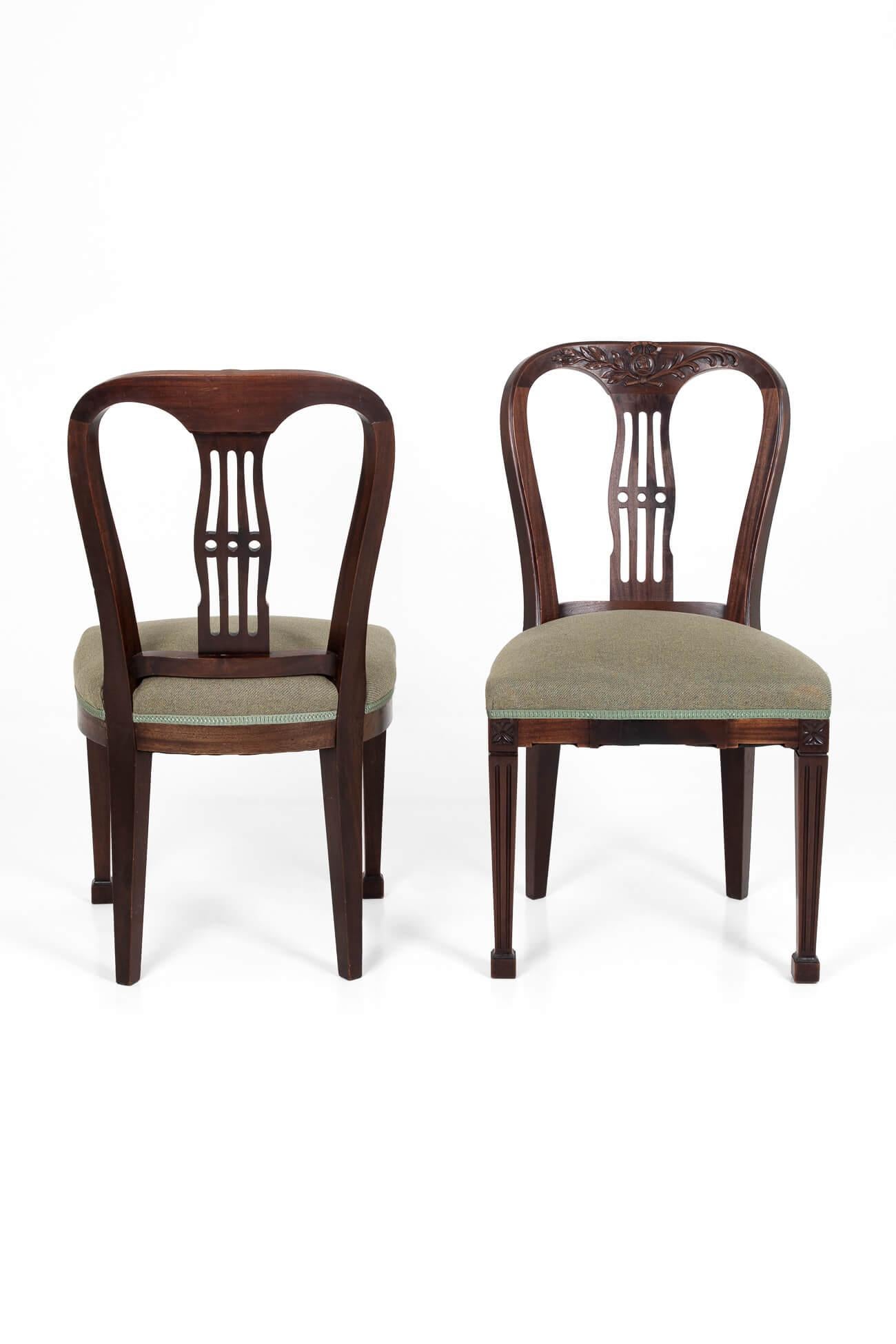 British Set of 19th Century Mahogany Victorian Dining Chairs, circa 1860 For Sale