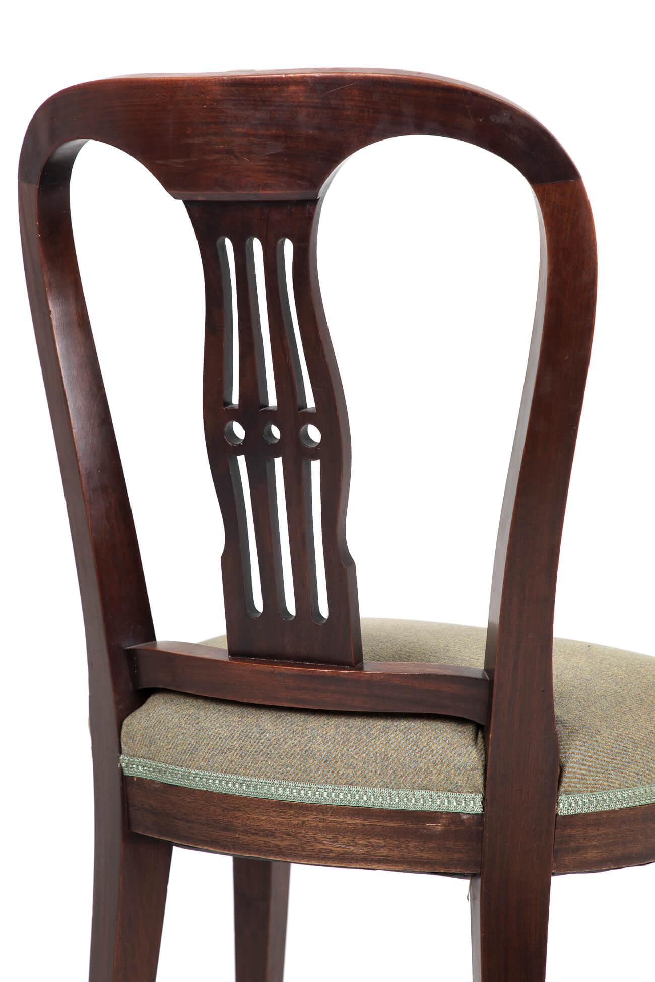Set of 19th Century Mahogany Victorian Dining Chairs, circa 1860 For Sale 1