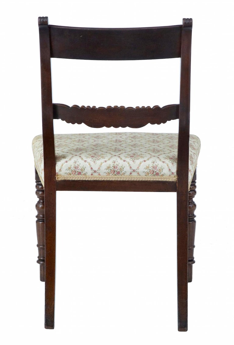 Hand-Carved Set of 19th Century Regency Mahogany Dining Chairs For Sale