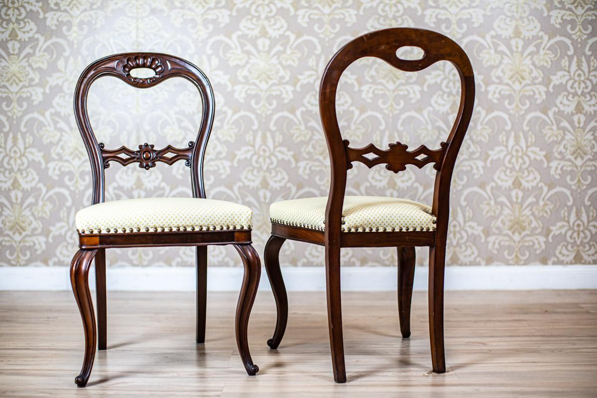 Set of 19th-Century Rococo Revival Mahogany Chairs in Light Upholstery 2