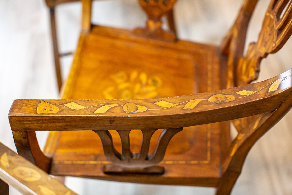 Set of 19th Century Inlaid Walnut Armchairs on X-Shaped Legs For Sale 6