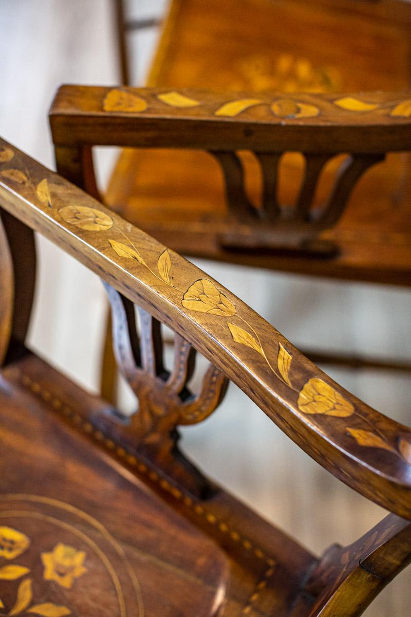 Set of 19th Century Inlaid Walnut Armchairs on X-Shaped Legs For Sale 7